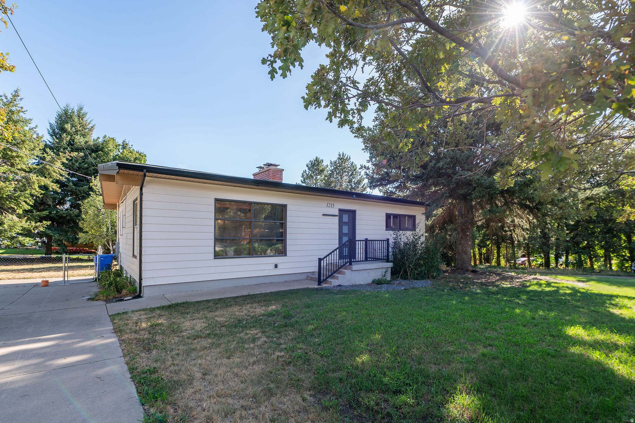 main property photo 21