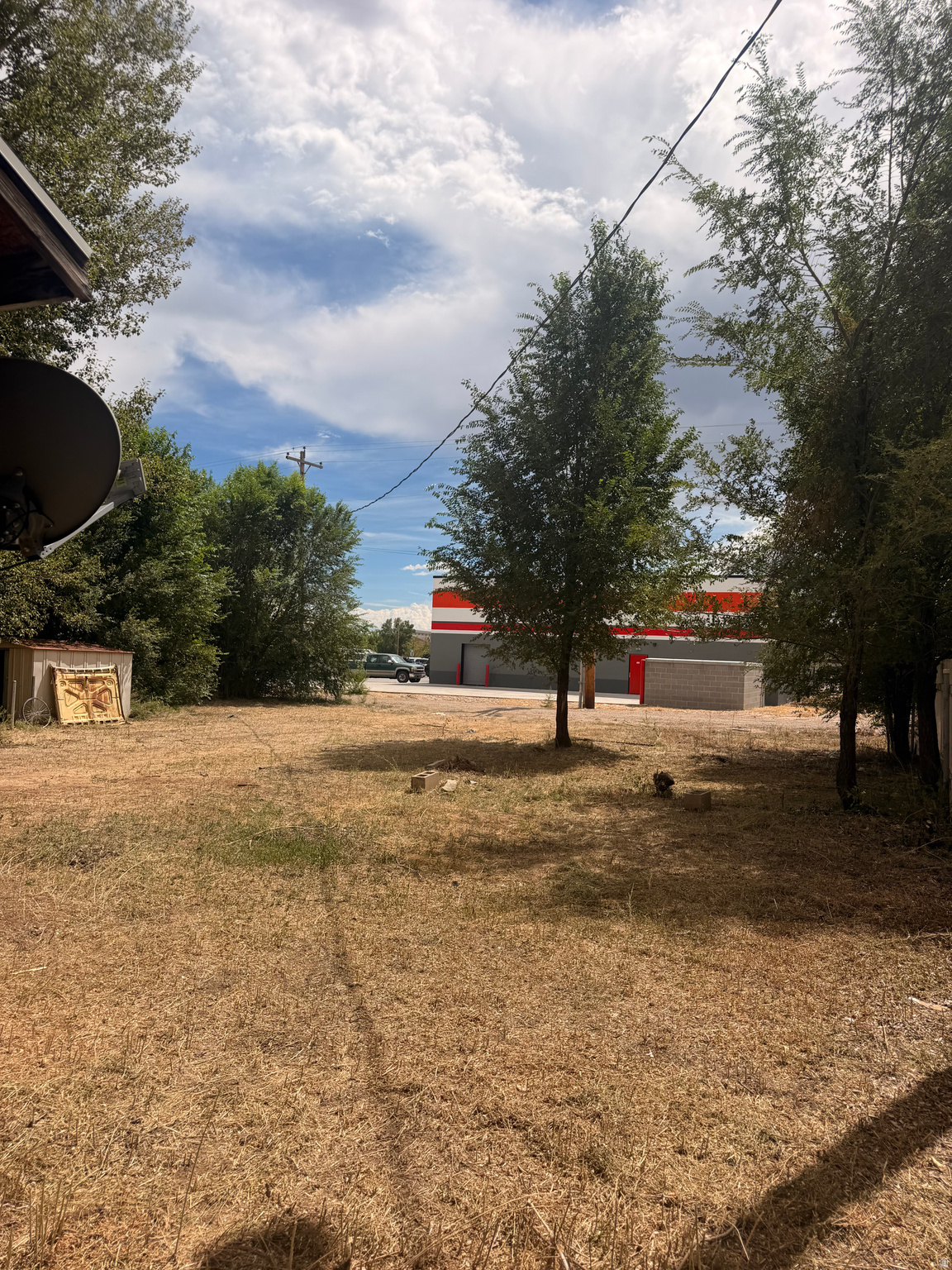 main property photo 6
