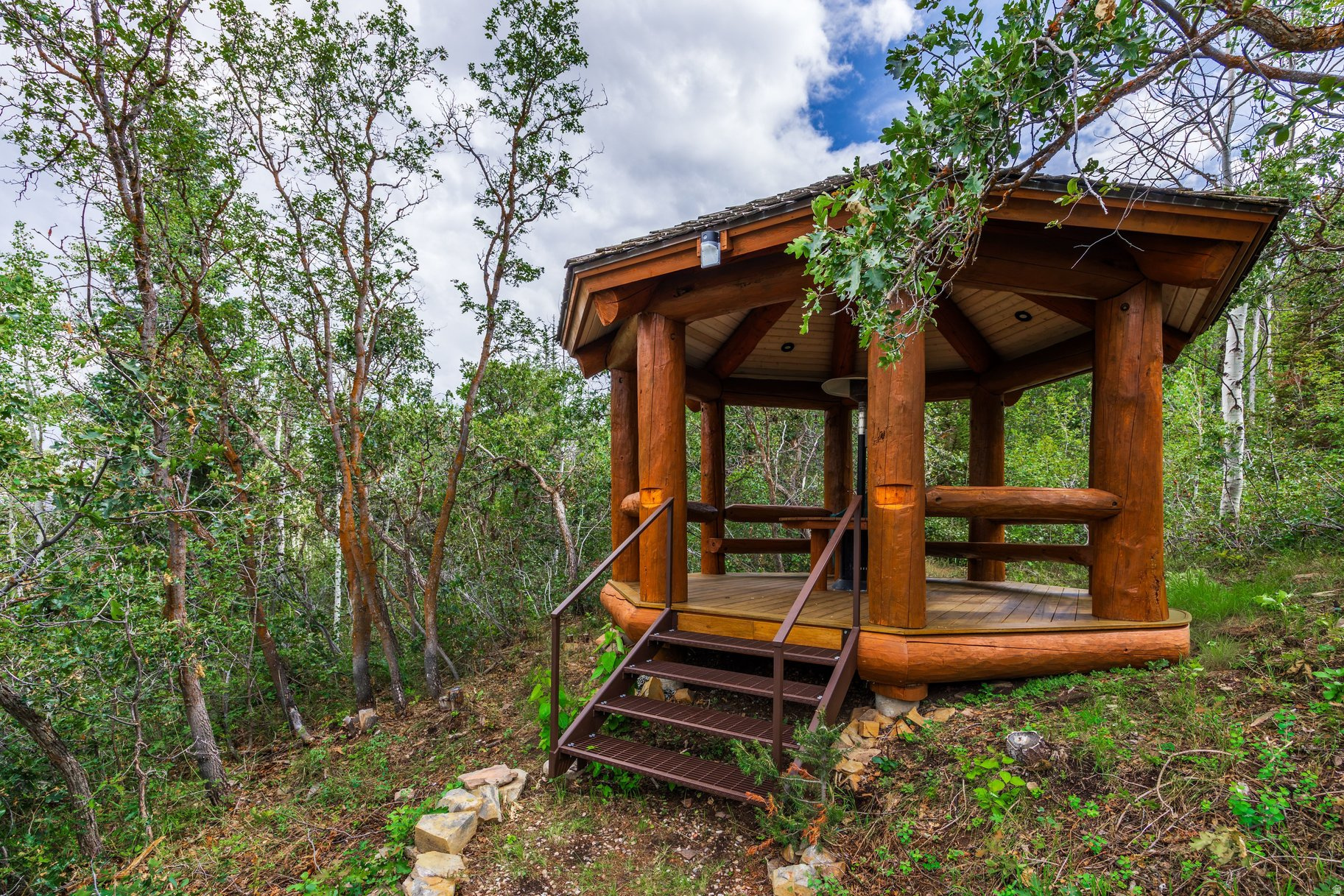 main property photo 77