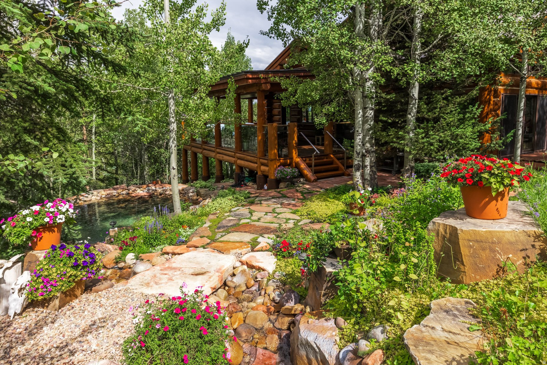 main property photo 90