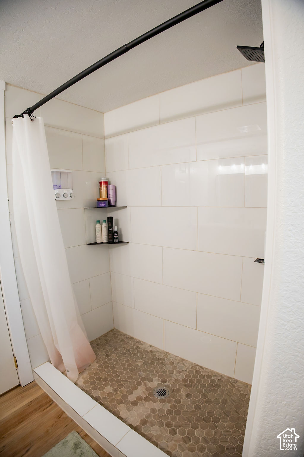 main property photo 77