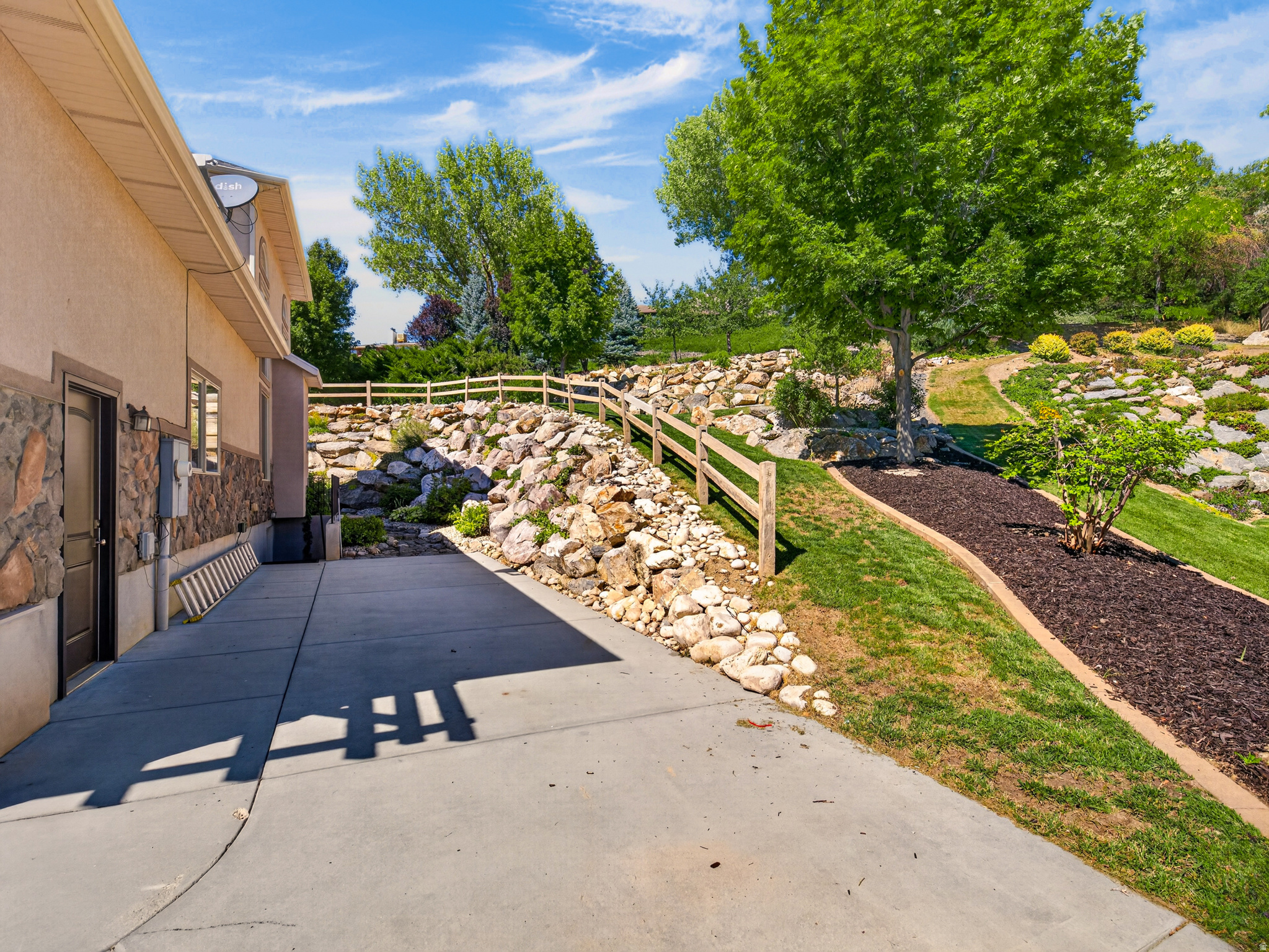 main property photo 61