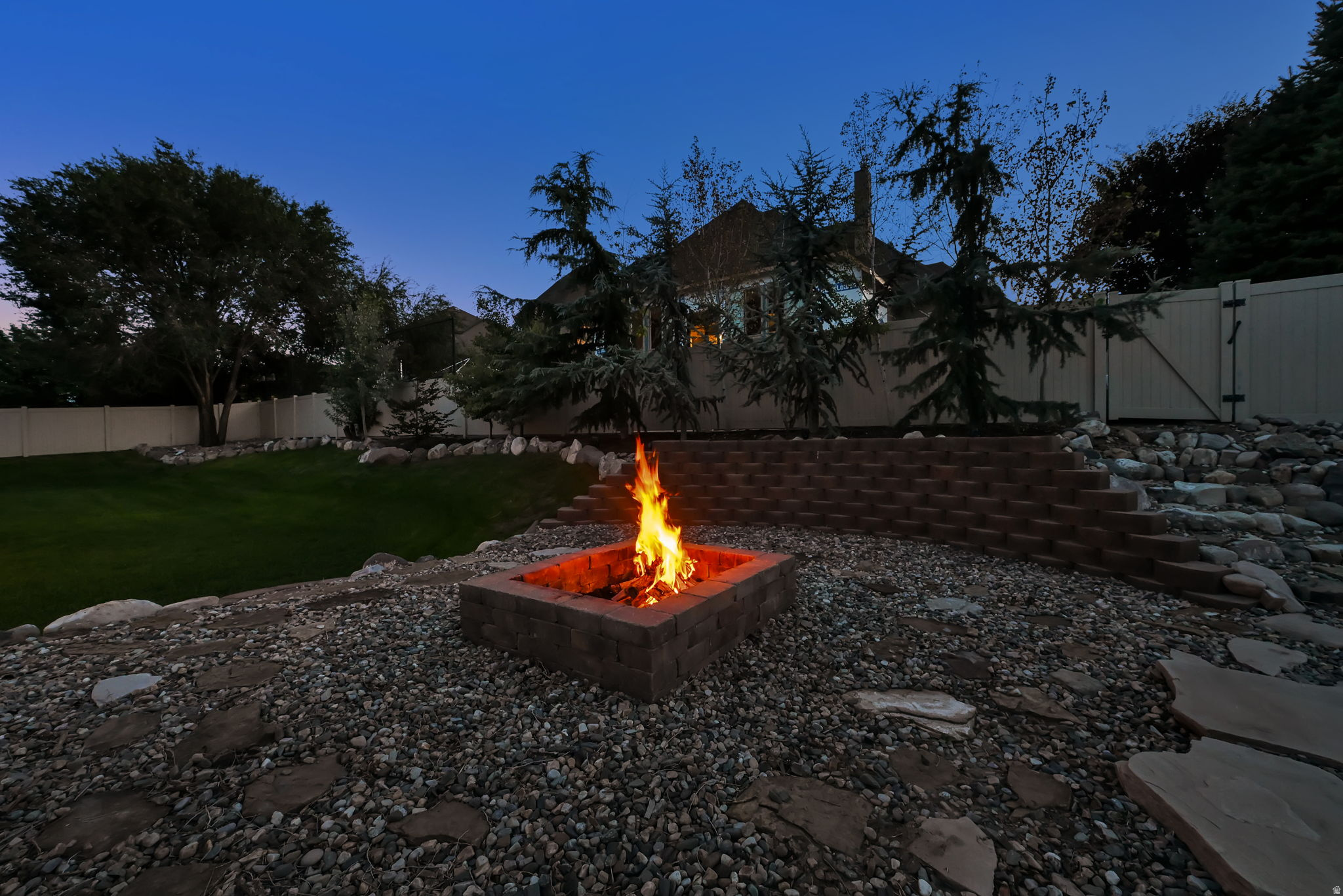 main property photo 86