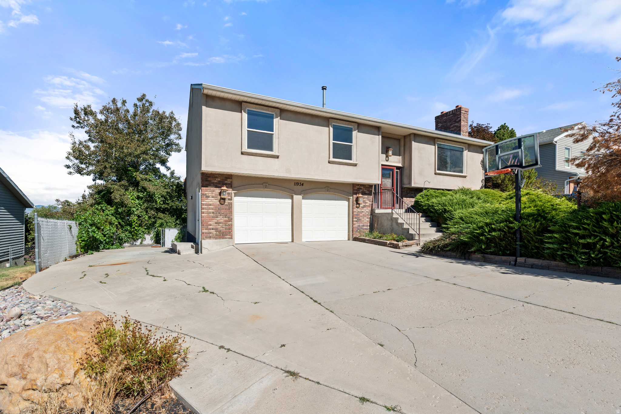 main property photo 47