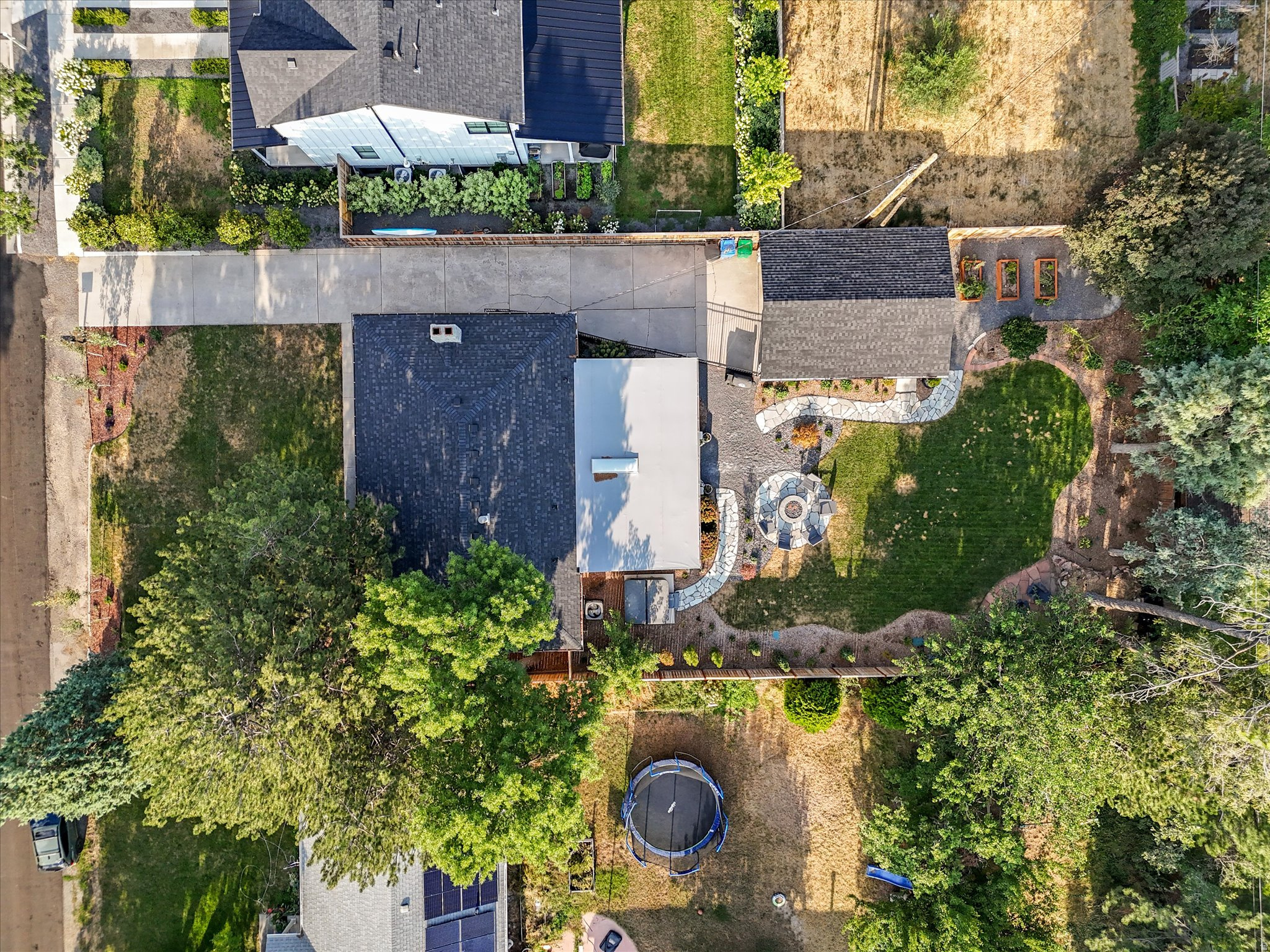 main property photo 49