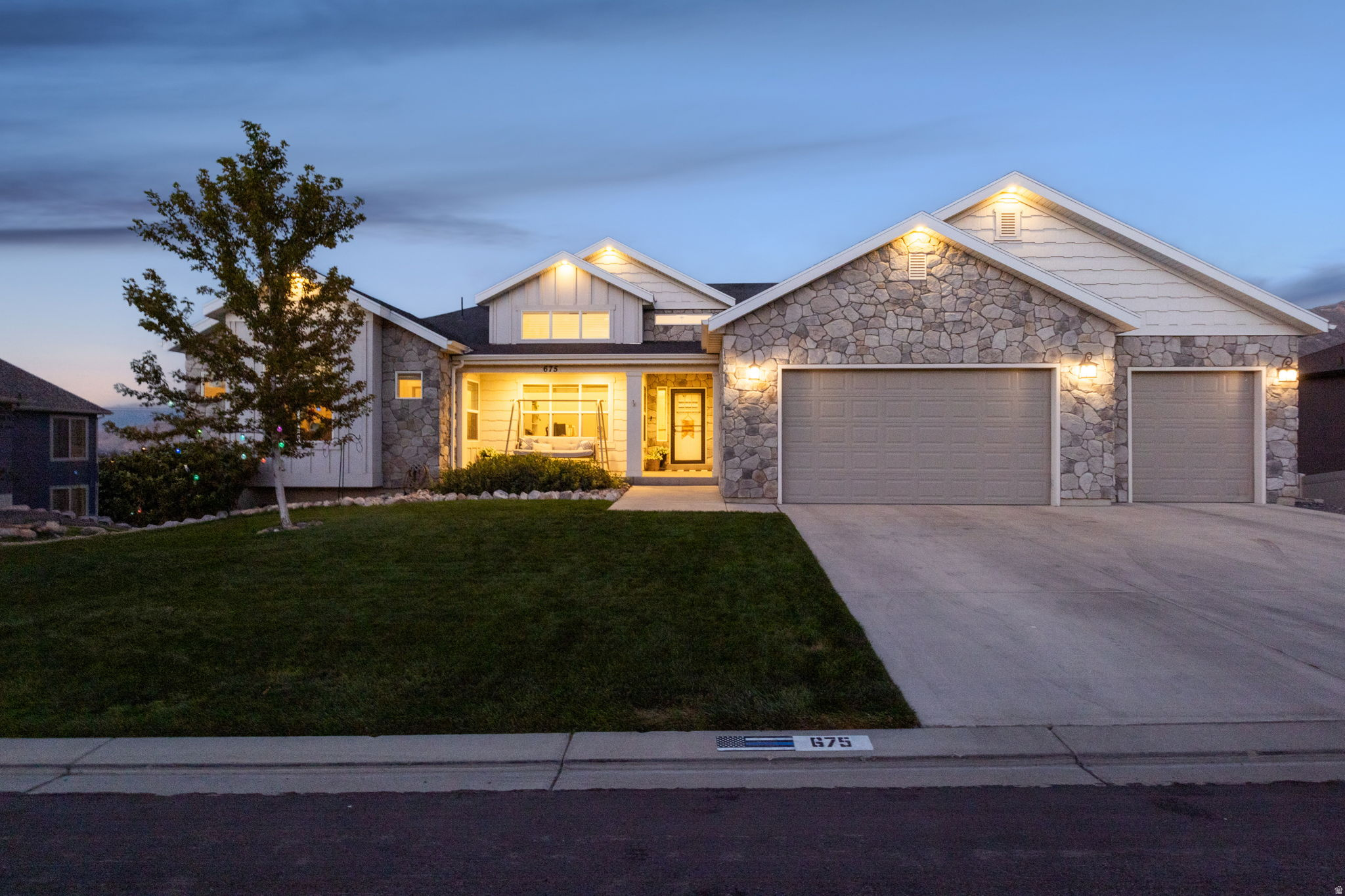 main property photo 78
