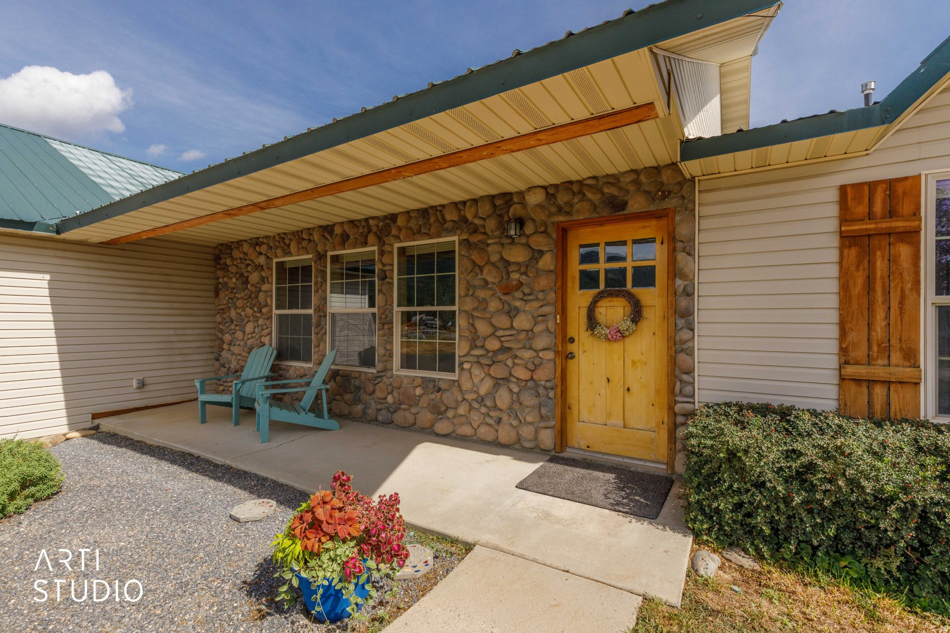 main property photo 1