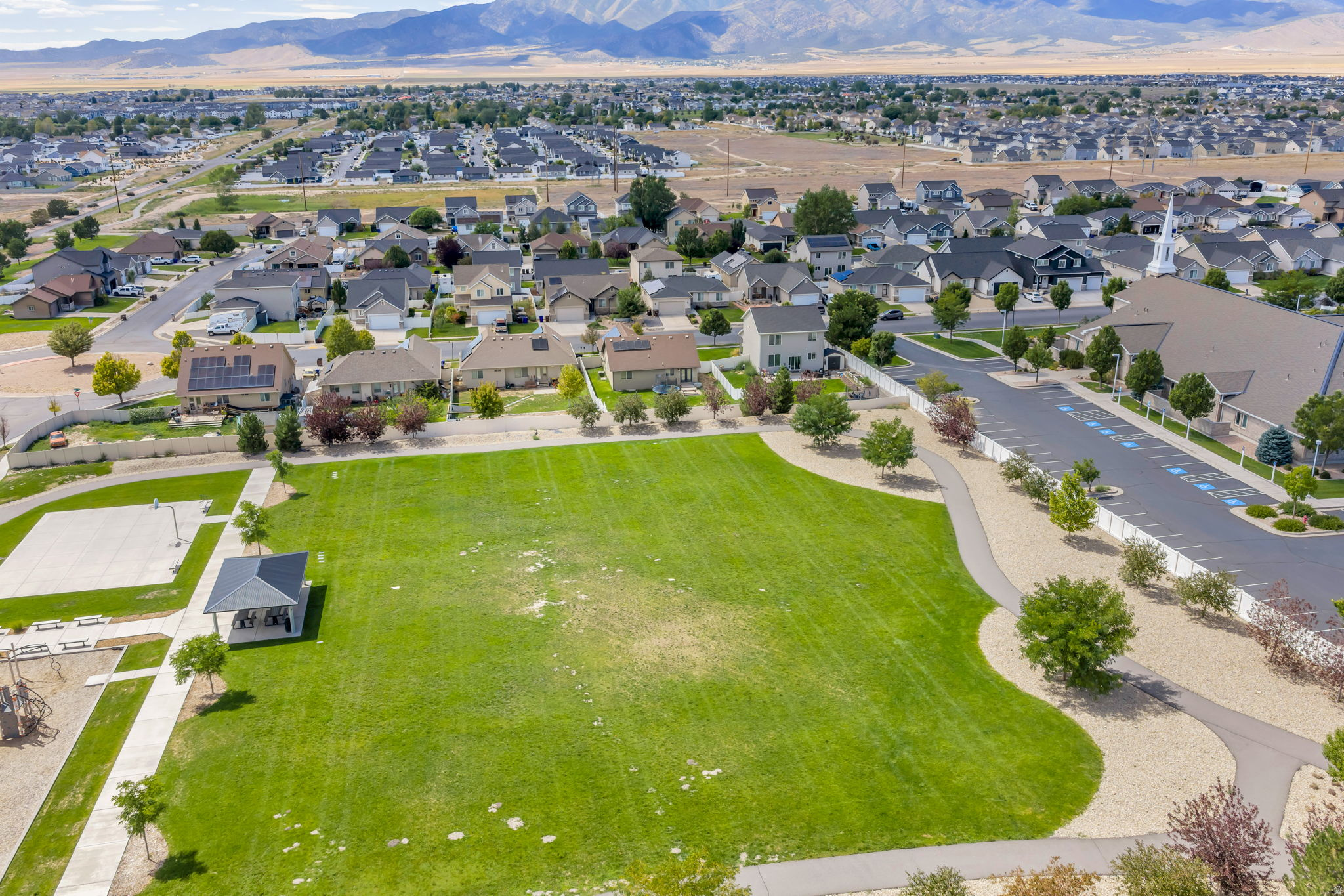 main property photo 41