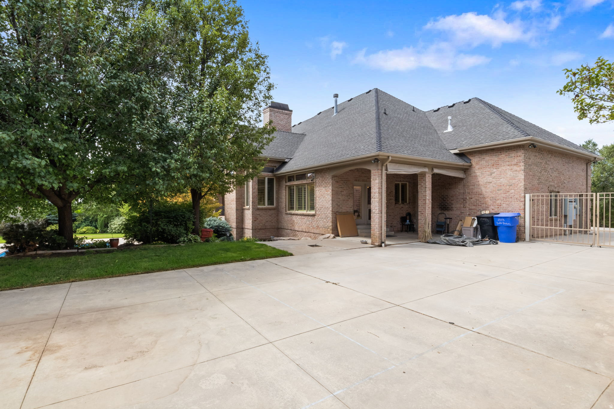 main property photo 59