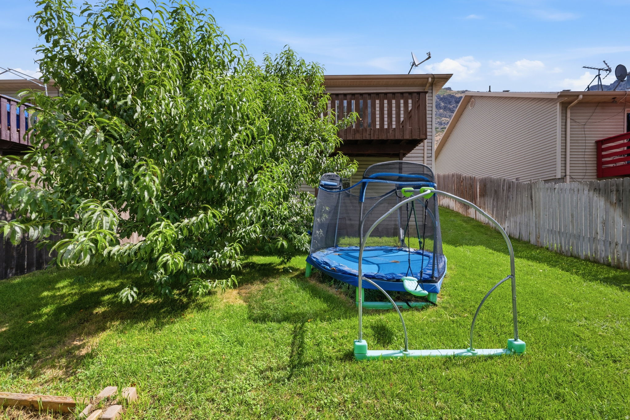 main property photo 7