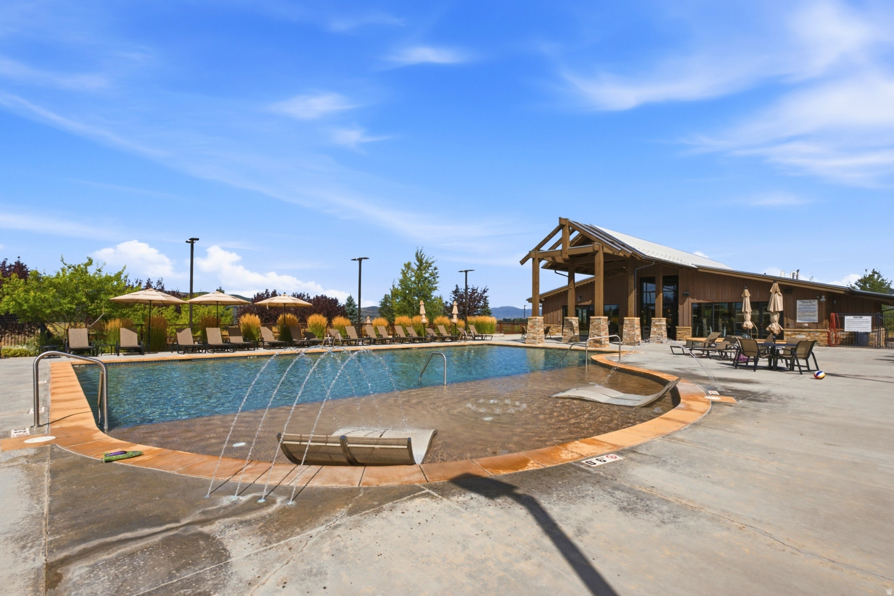 main property photo 71