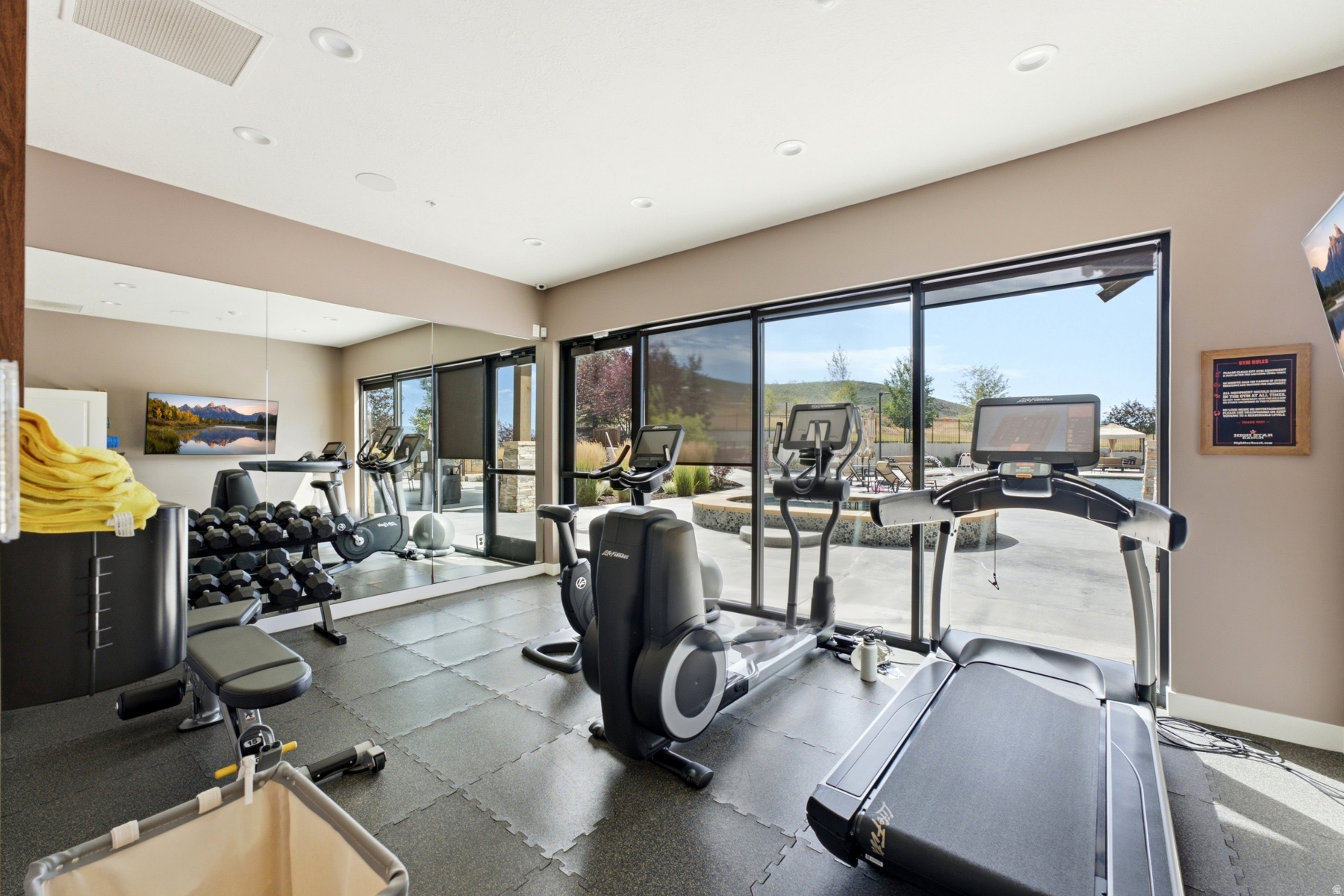 main property photo 77