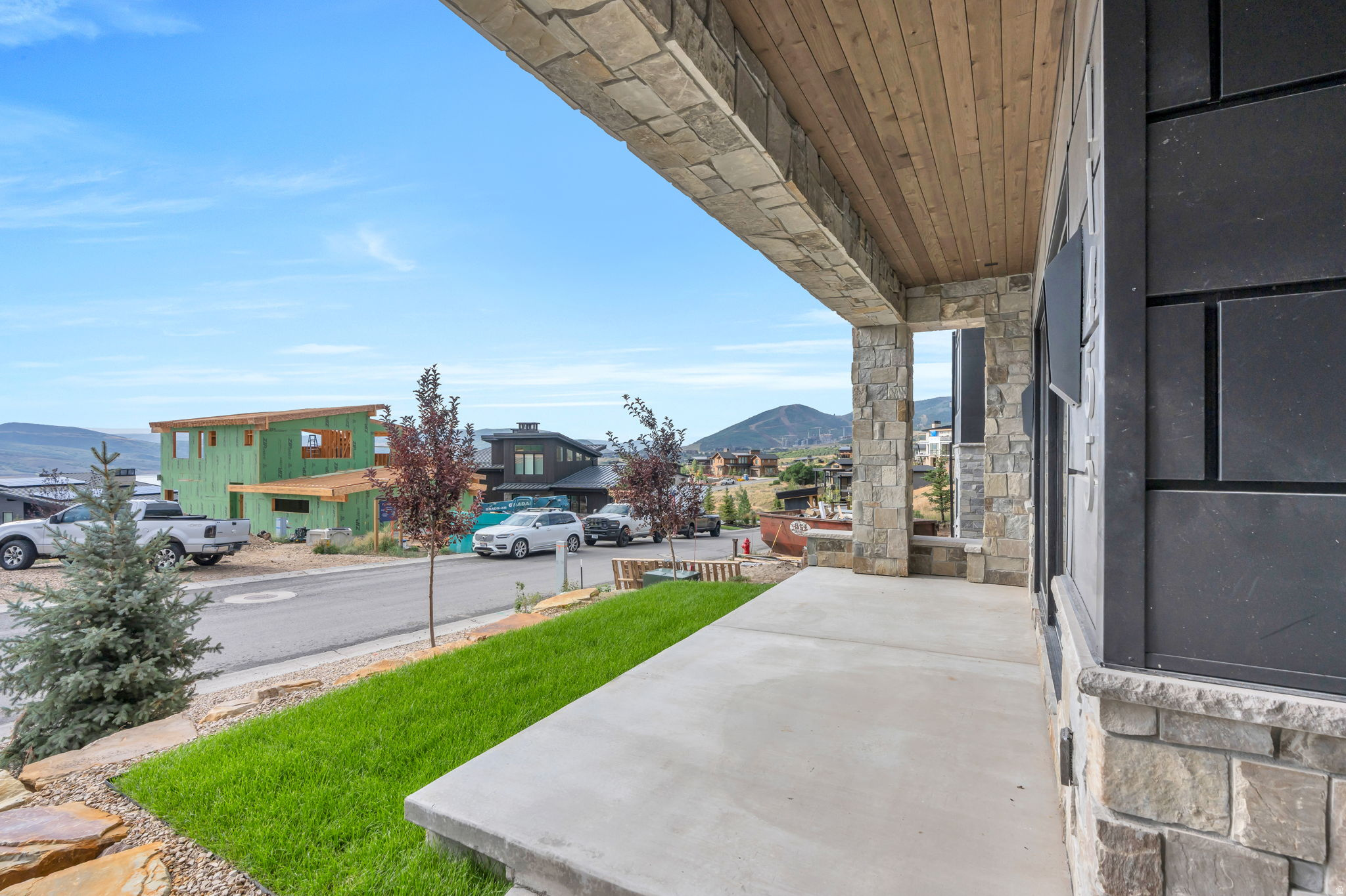 main property photo 95