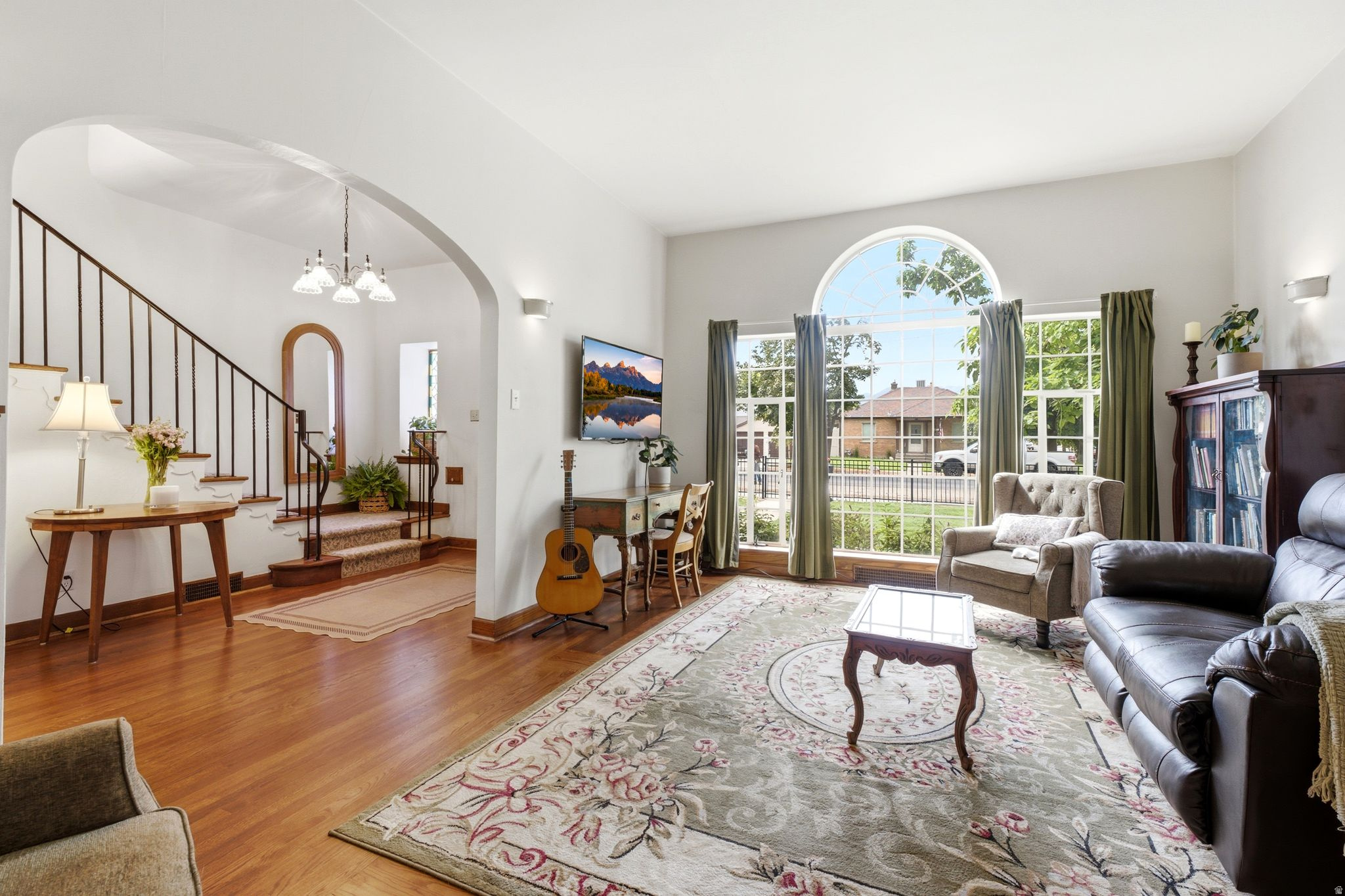 main property photo 14