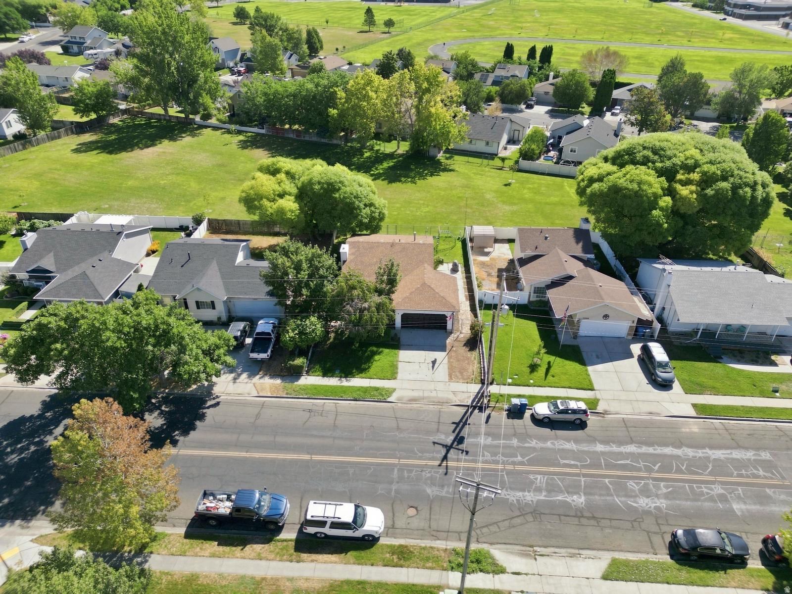 main property photo 60