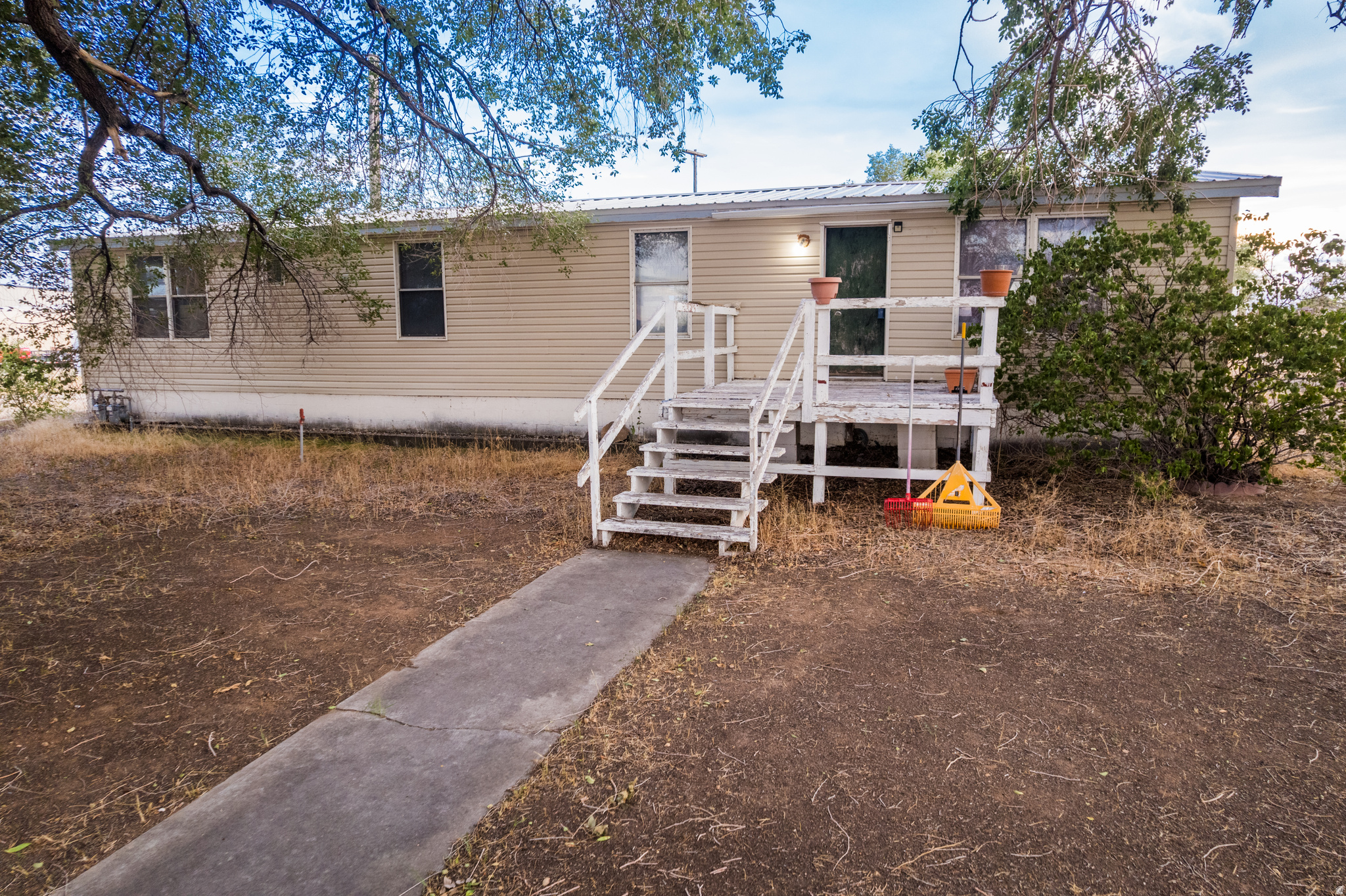 main property photo 24