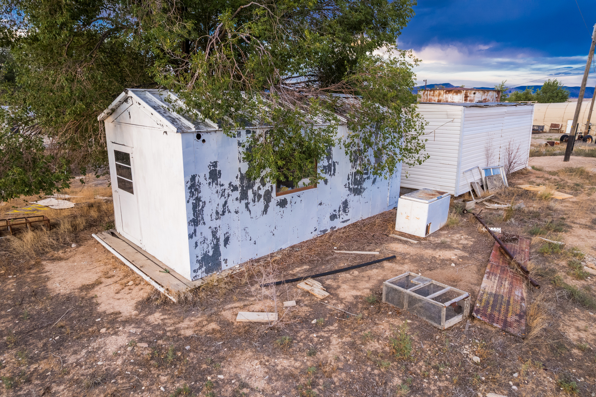 main property photo 33