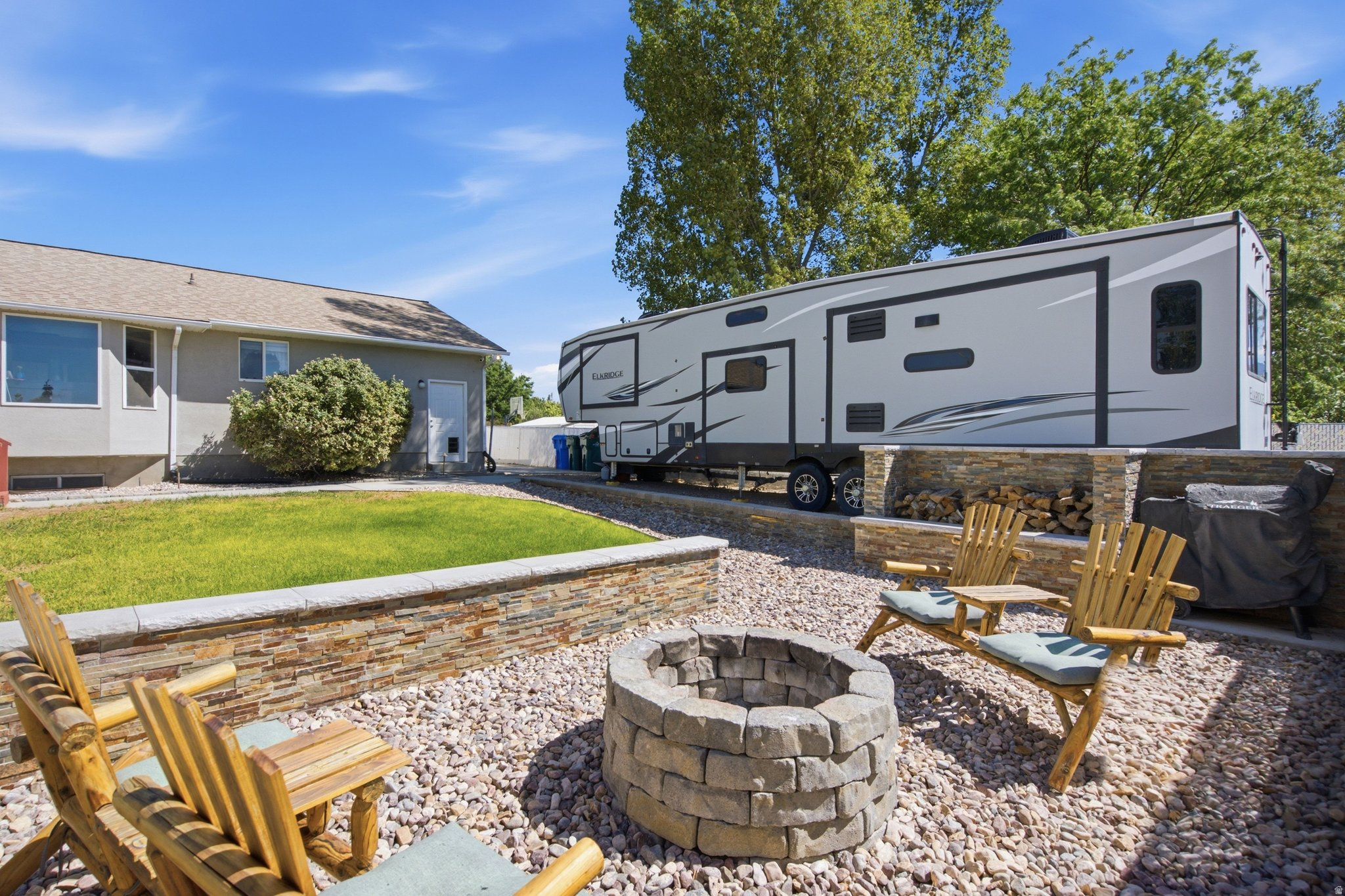main property photo 58