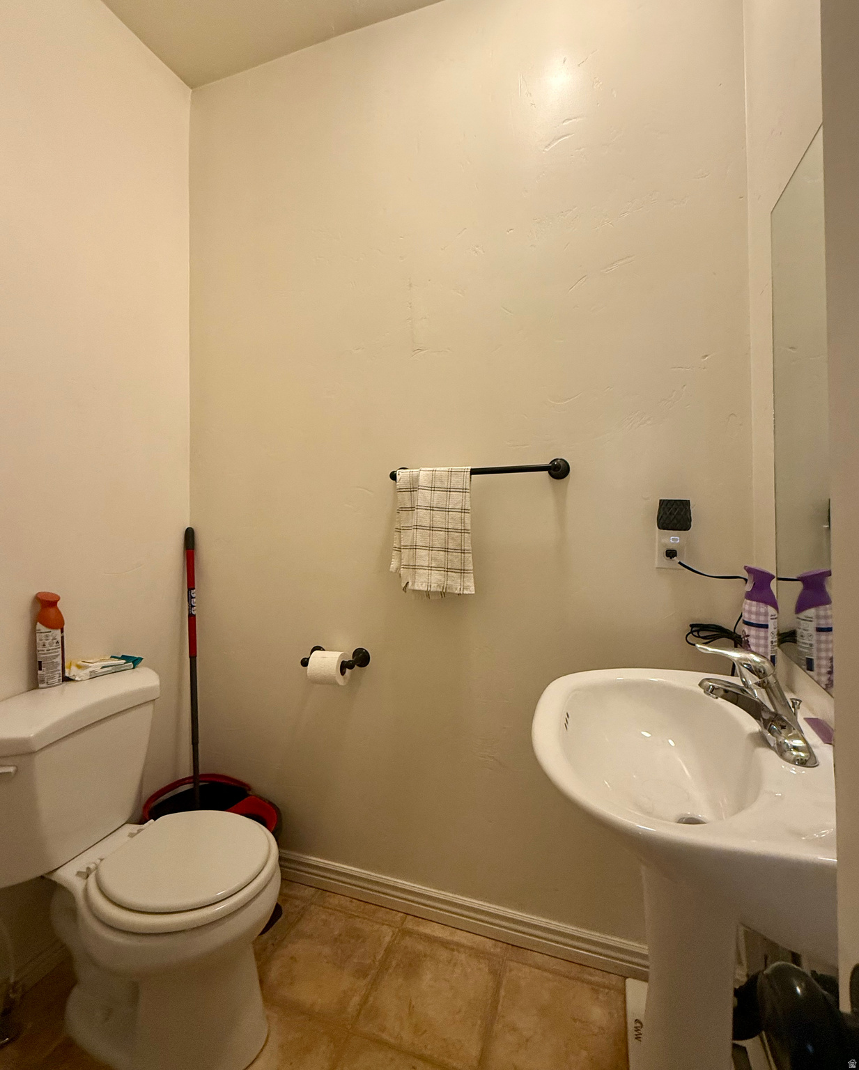 main property photo 6