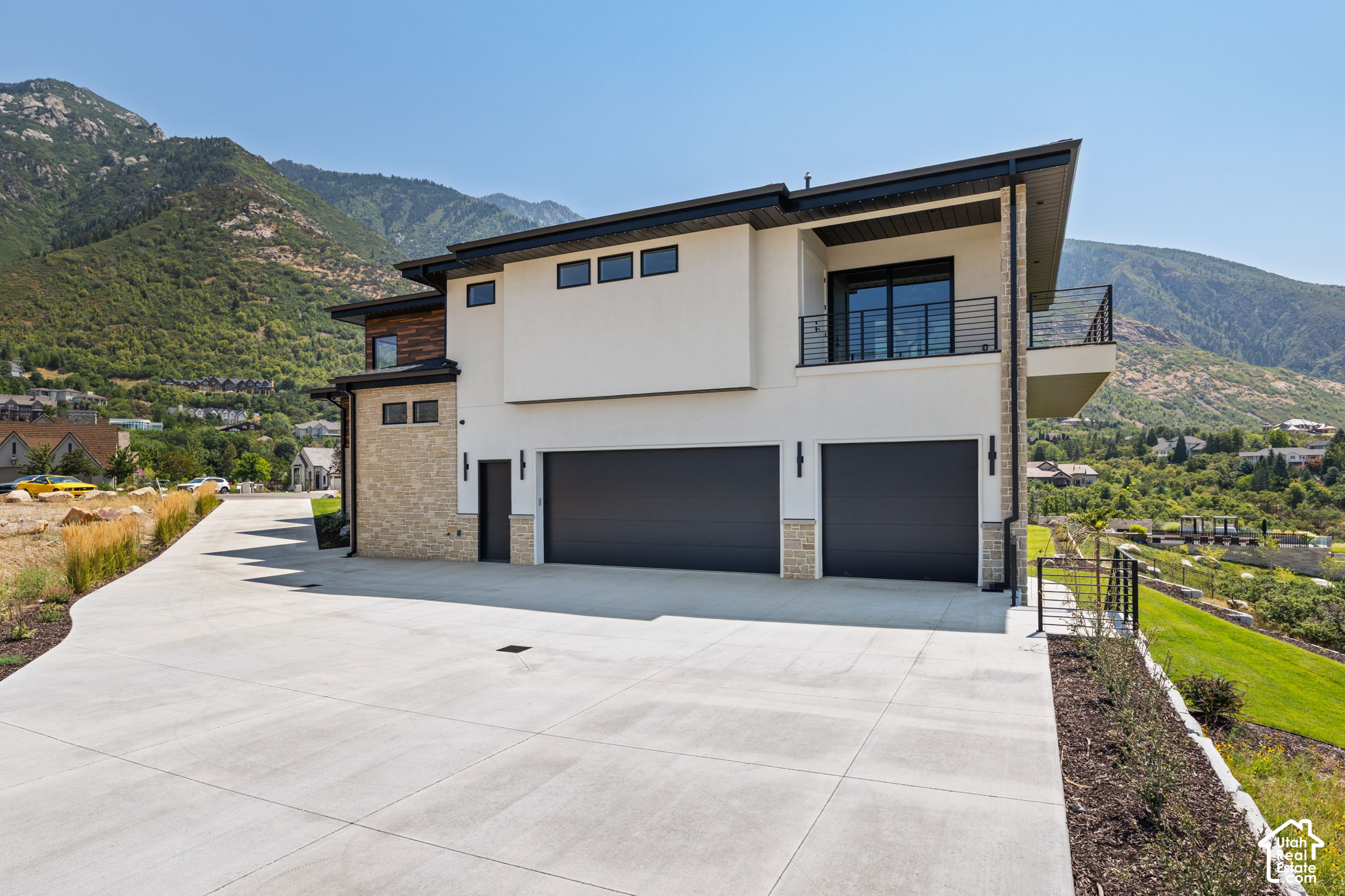main property photo 106