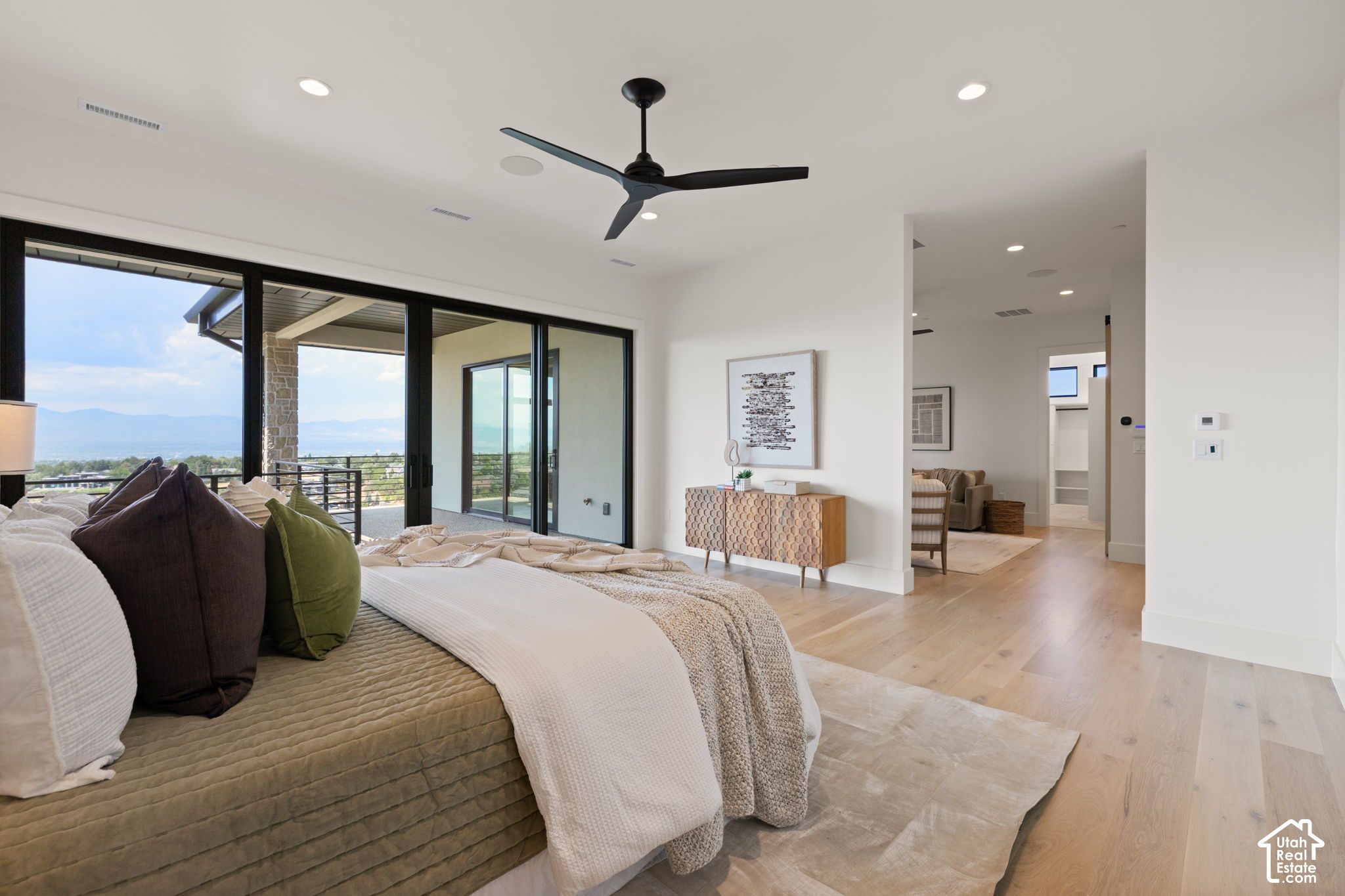 main property photo 67