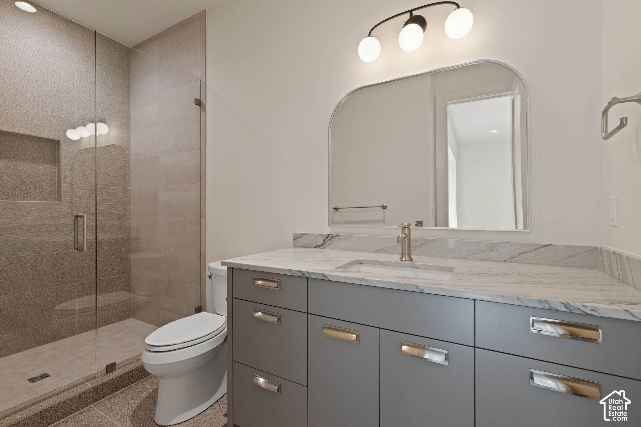main property photo 94