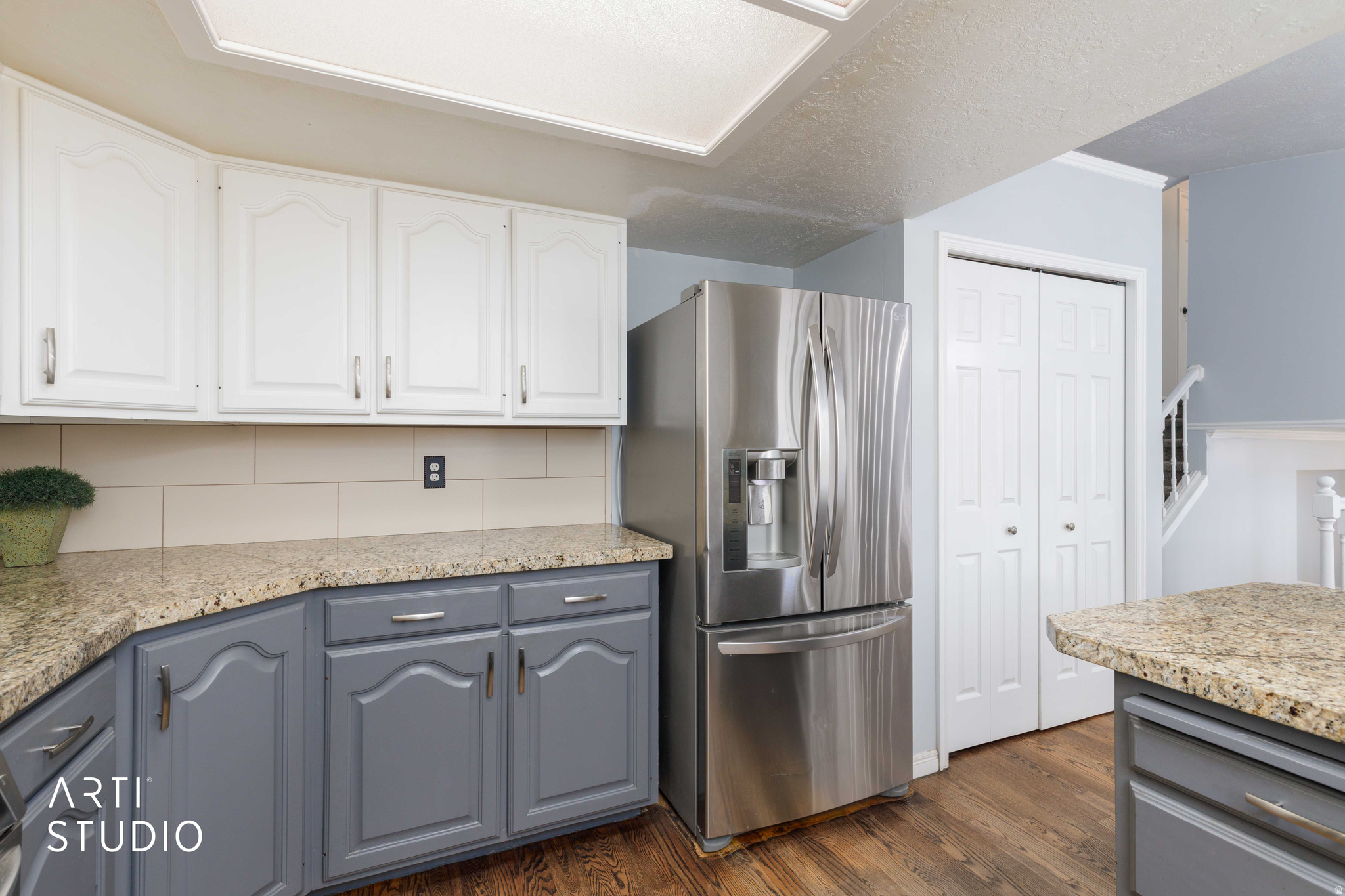 main property photo 10