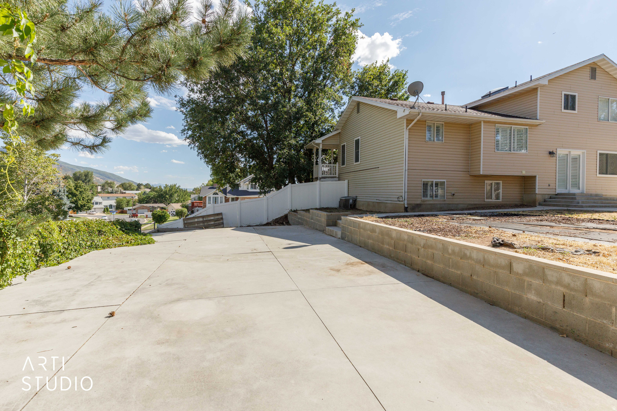 main property photo 38