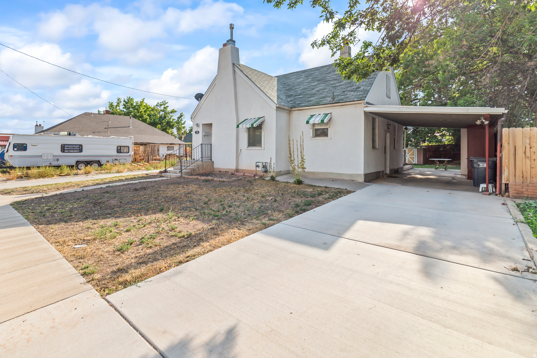 main property photo 31