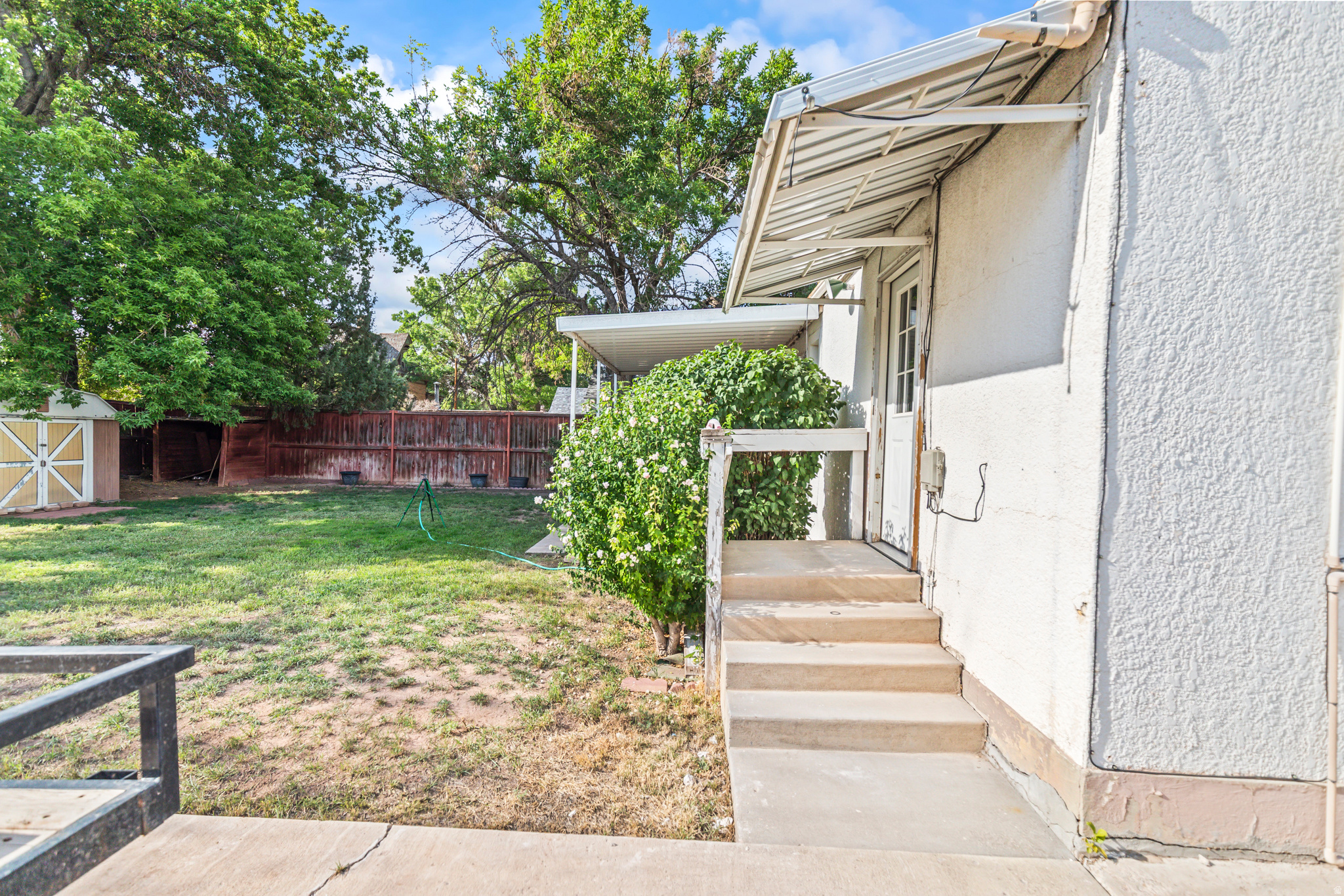 main property photo 38