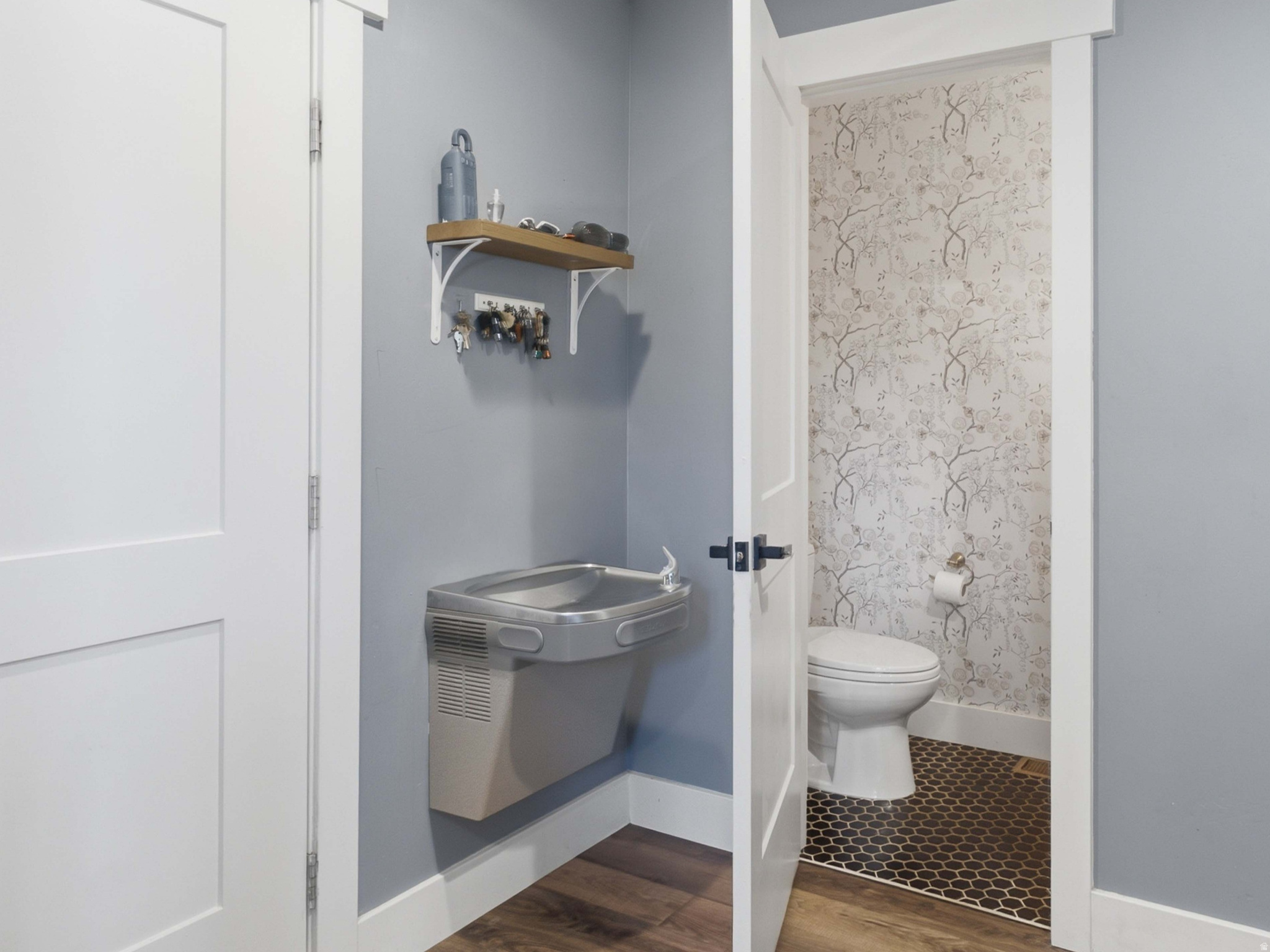 main property photo 43