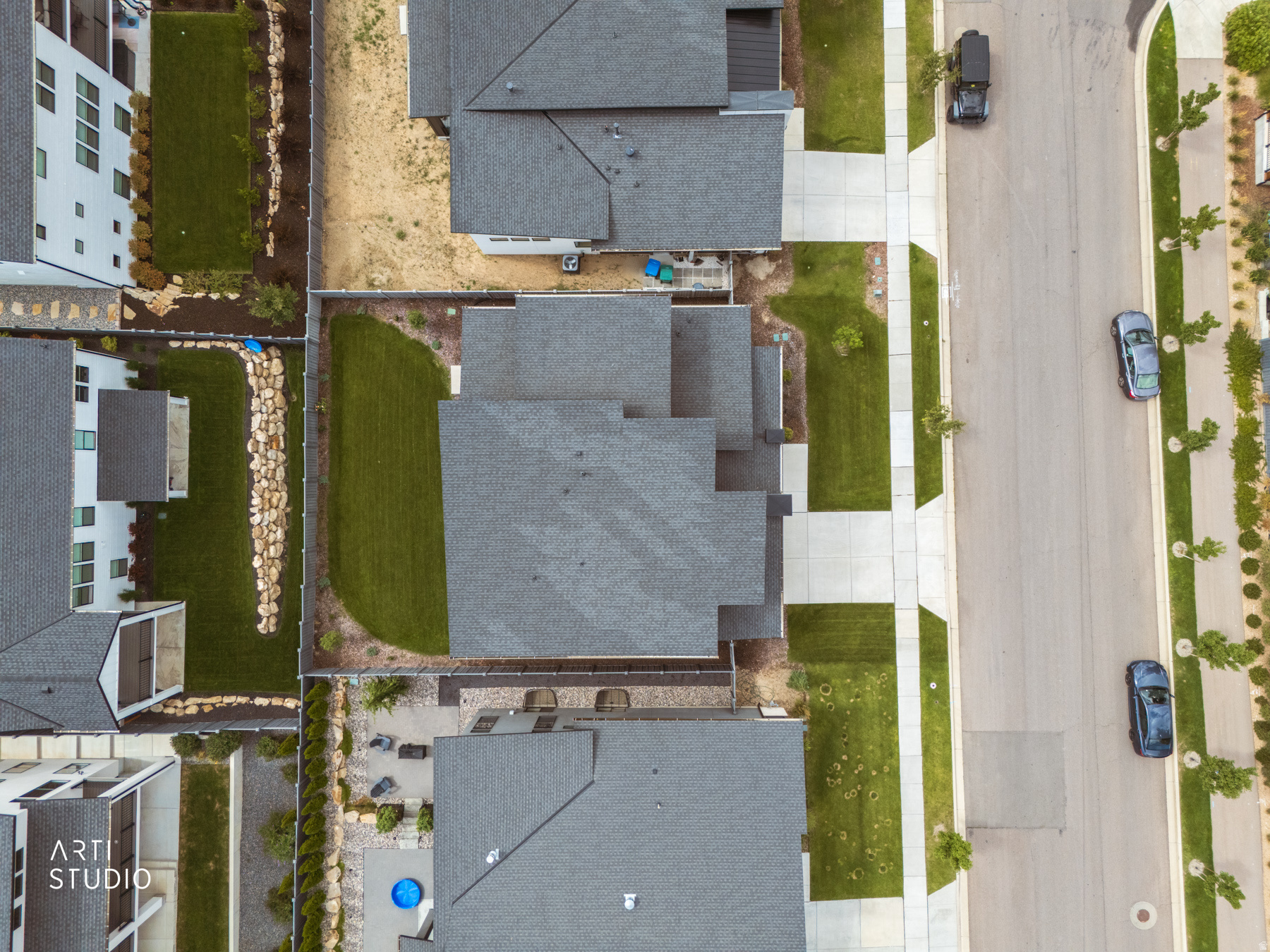 main property photo 38