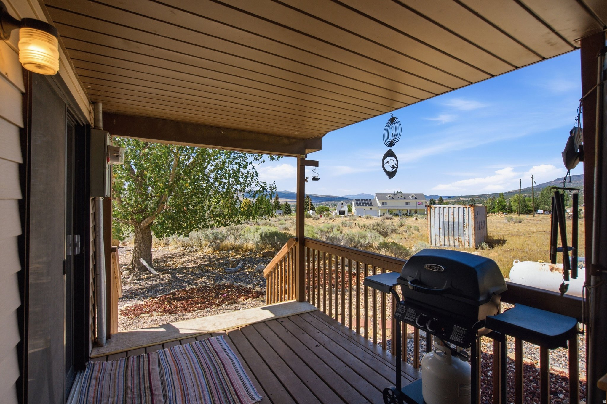 main property photo 33
