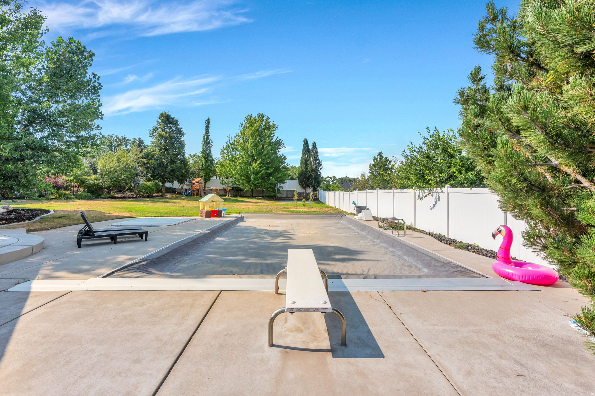 main property photo 60