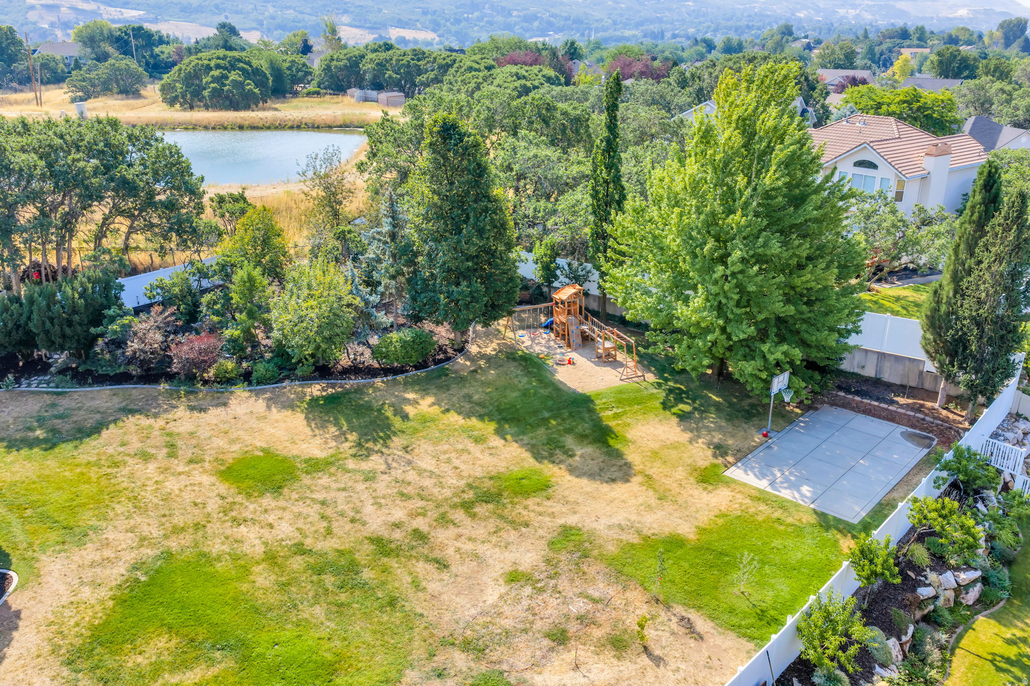 main property photo 91