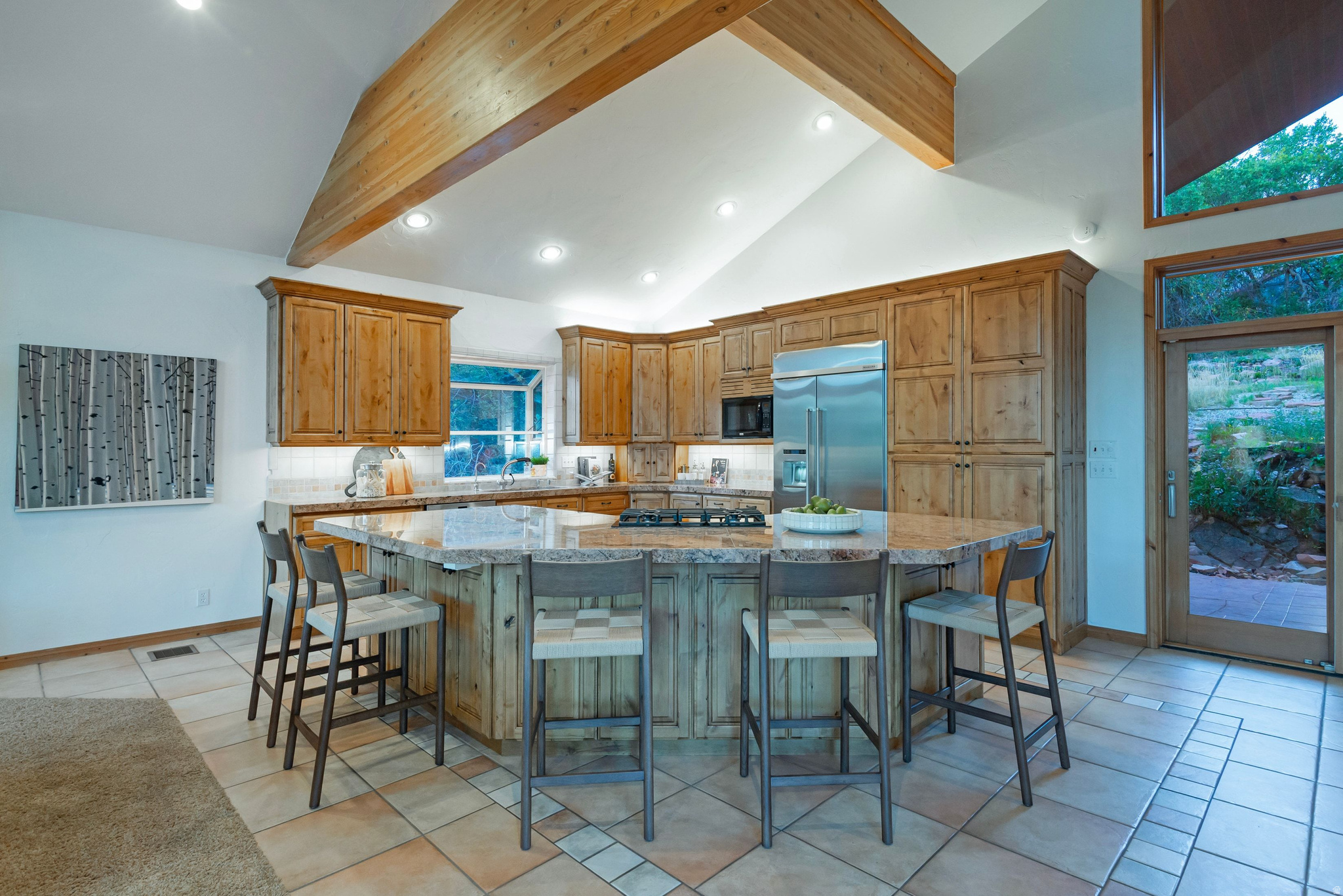 main property photo 18