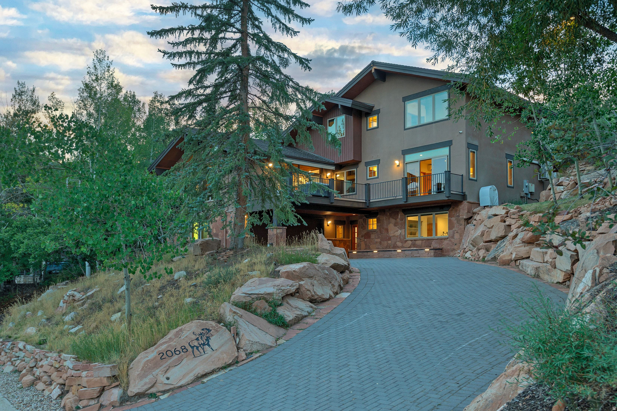 main property photo 50
