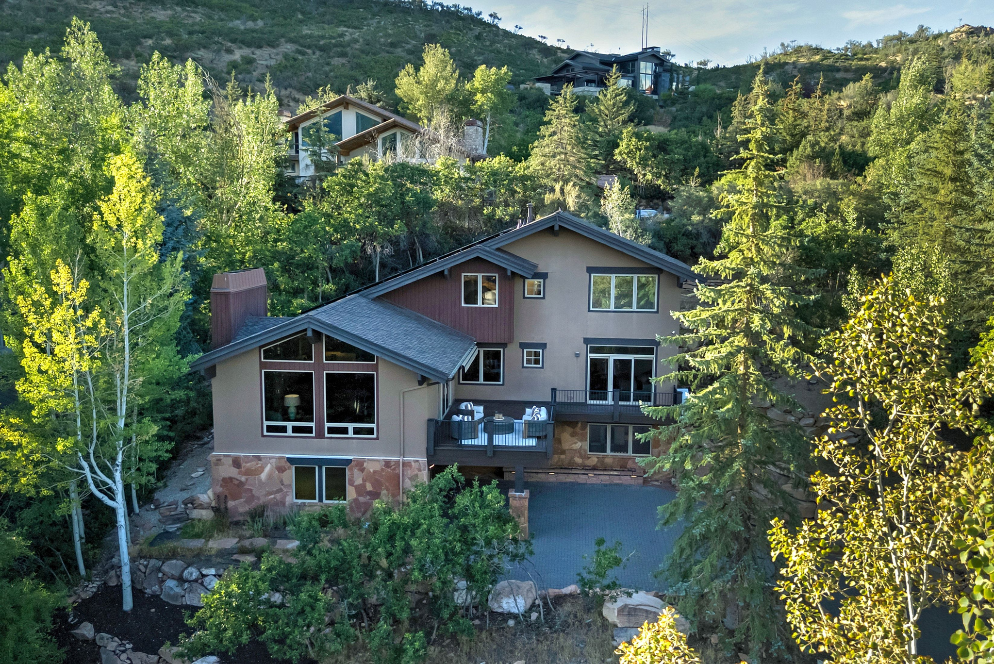 main property photo 51