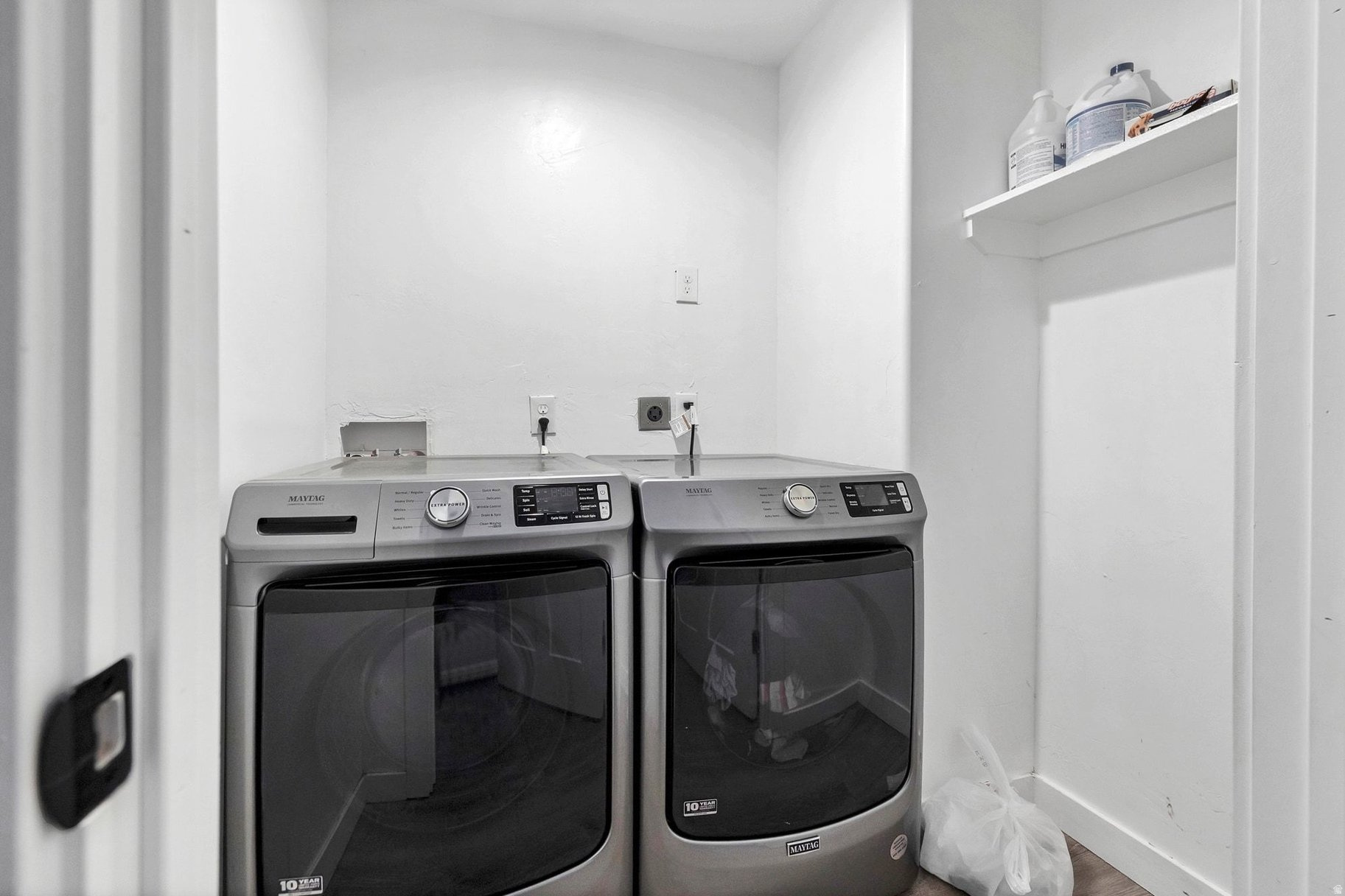 main property photo 40