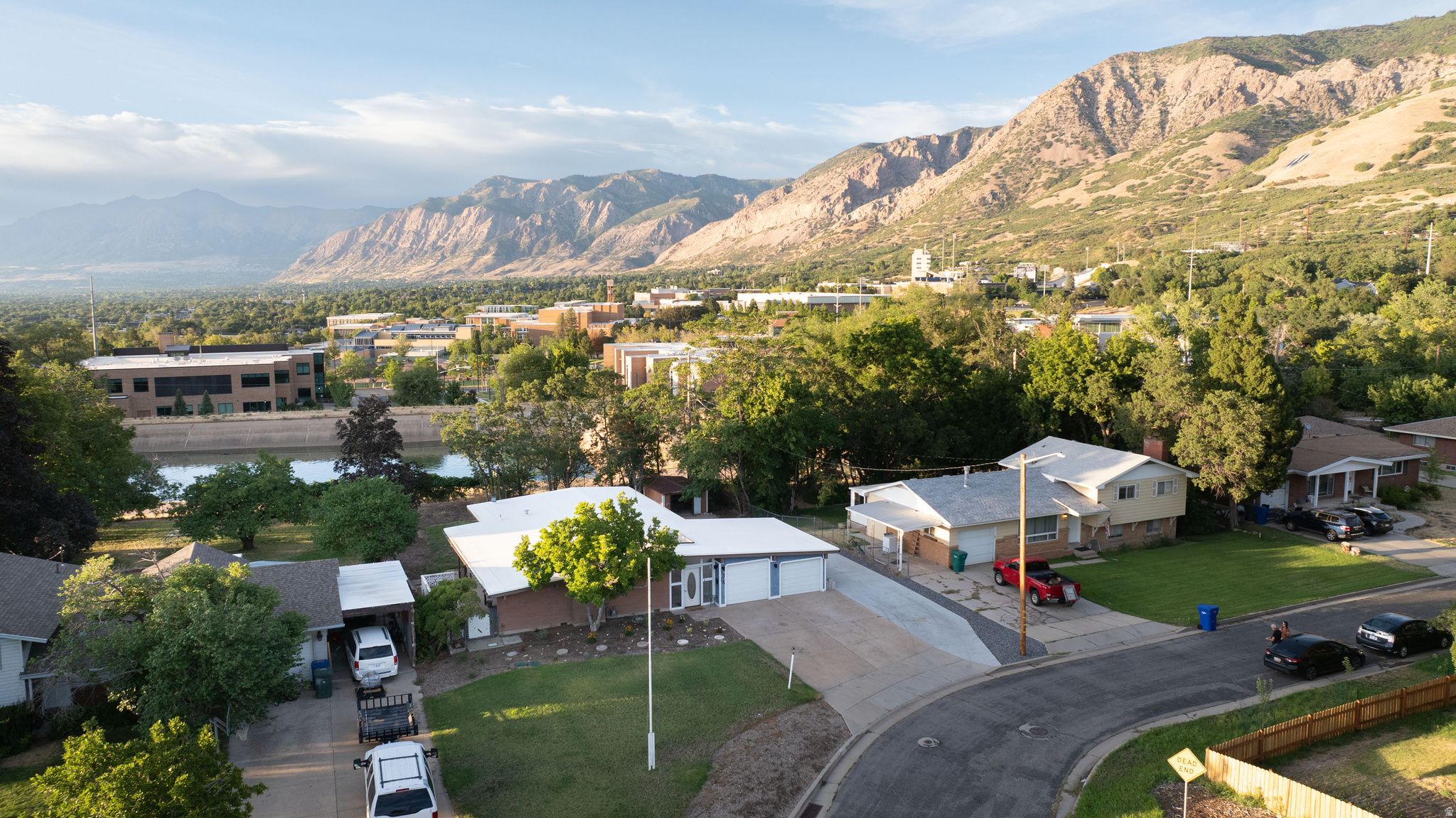main property photo 41