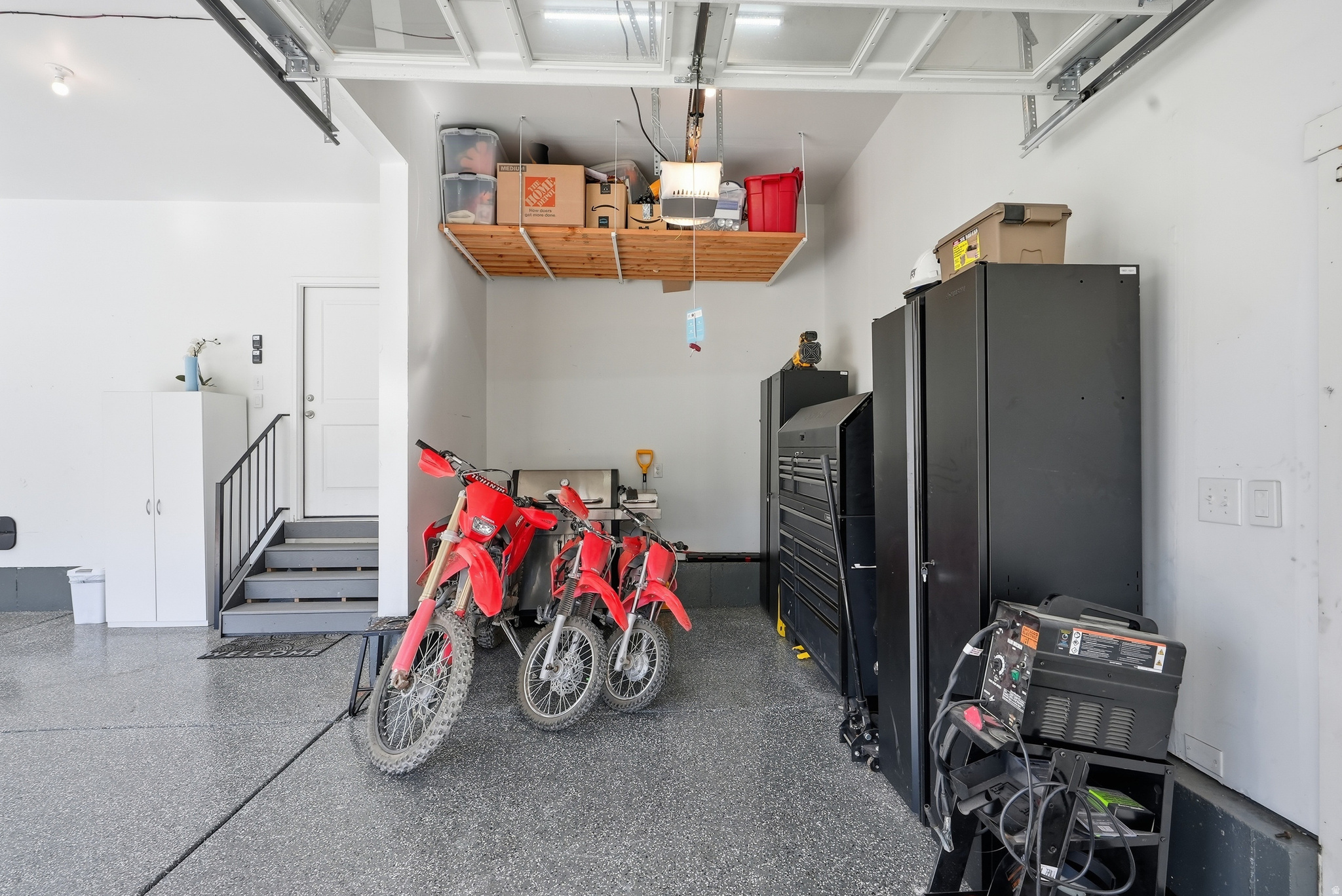 main property photo 43