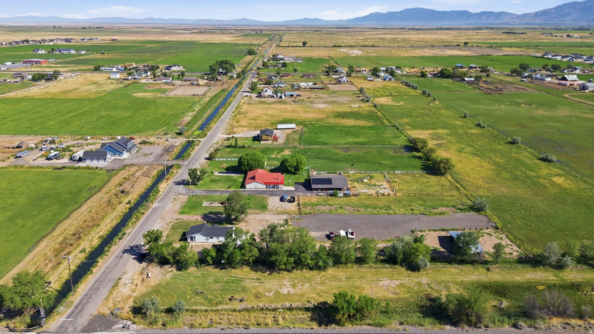 main property photo 19