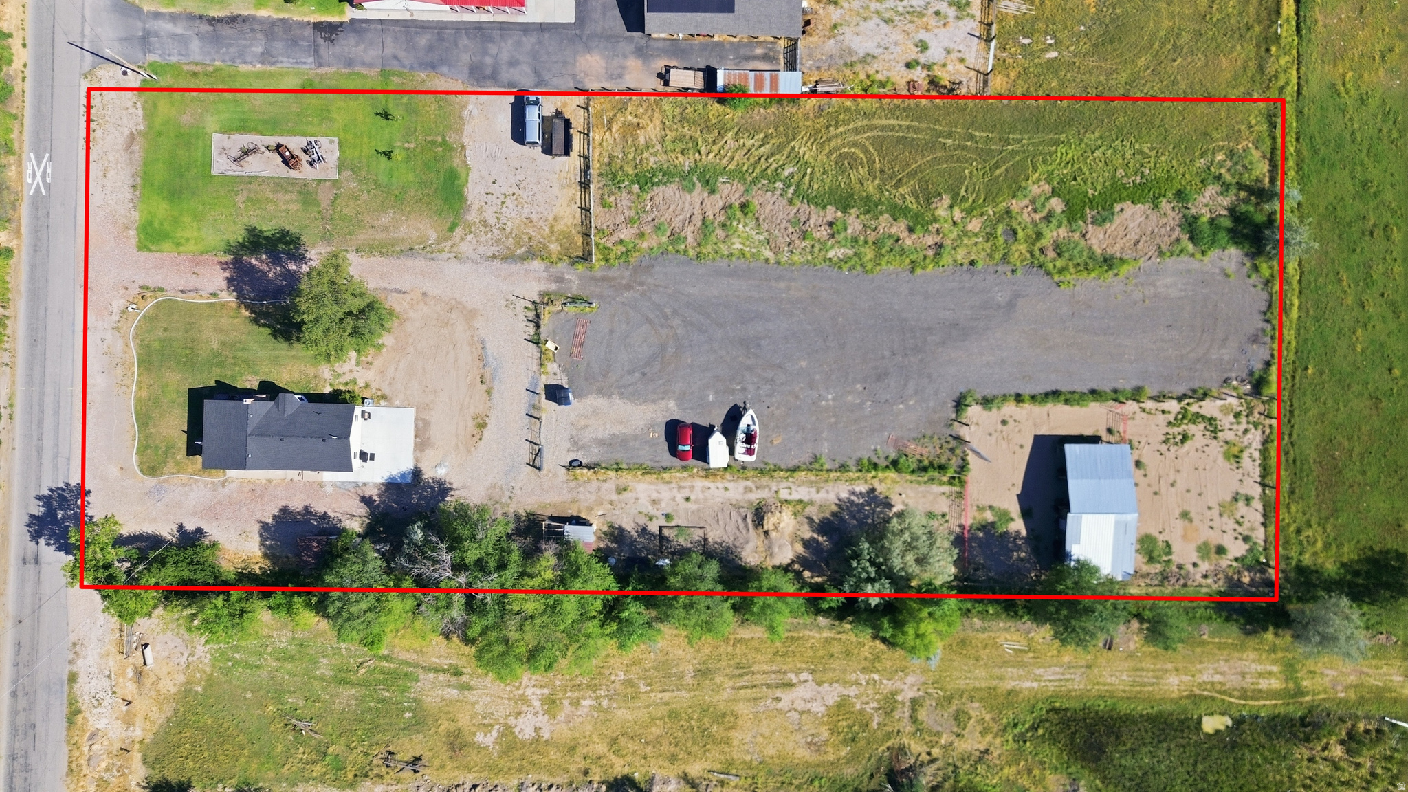 main property photo 26
