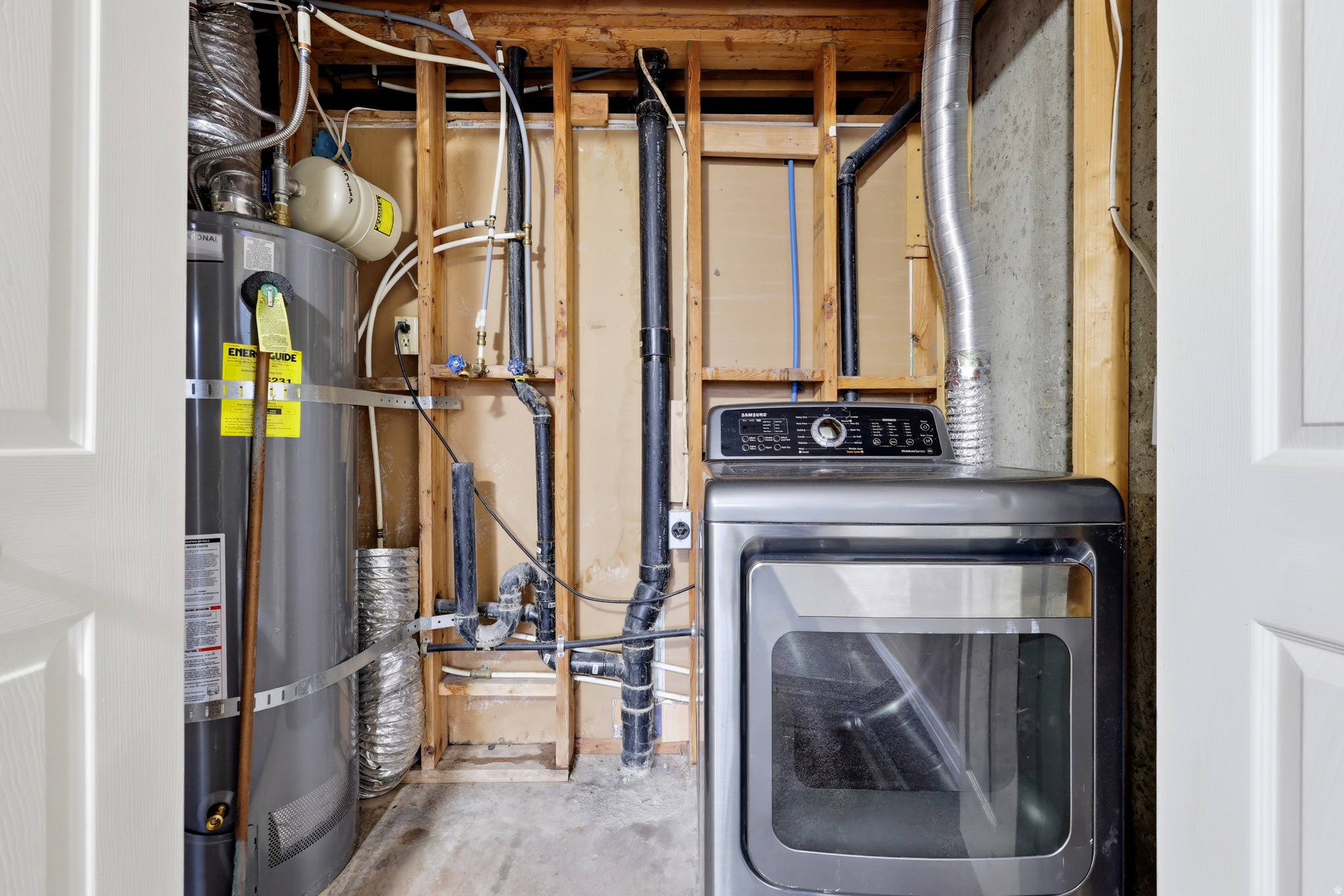 main property photo 29