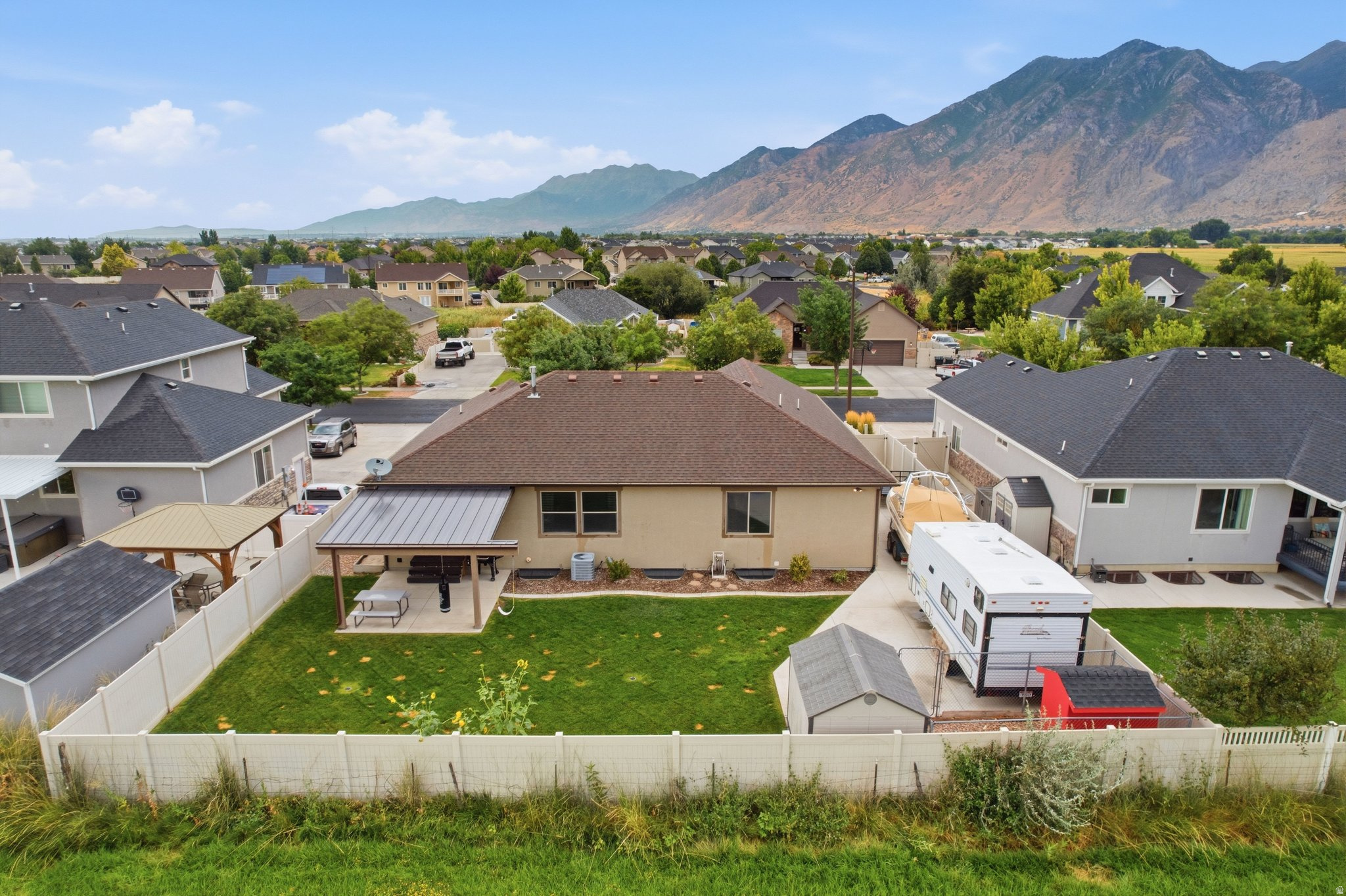 main property photo 58