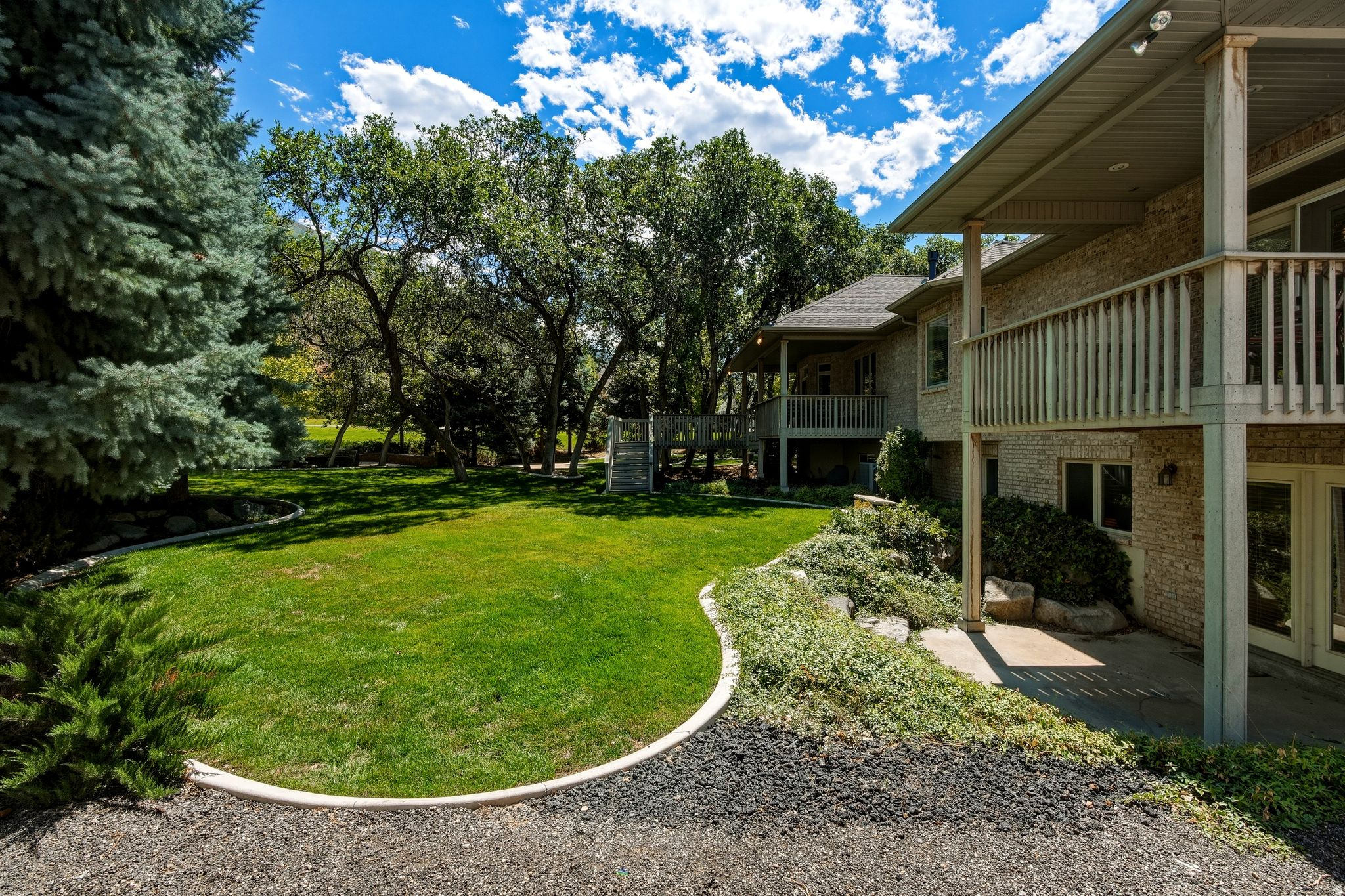 main property photo 47