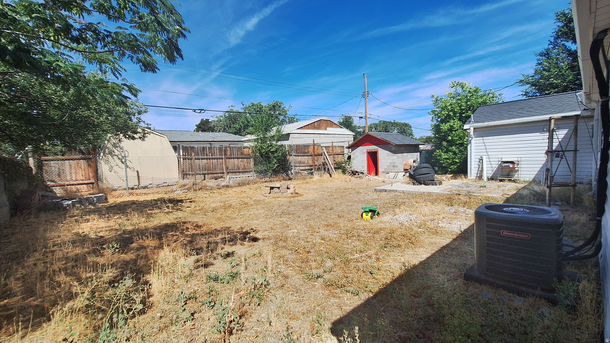 main property photo 10