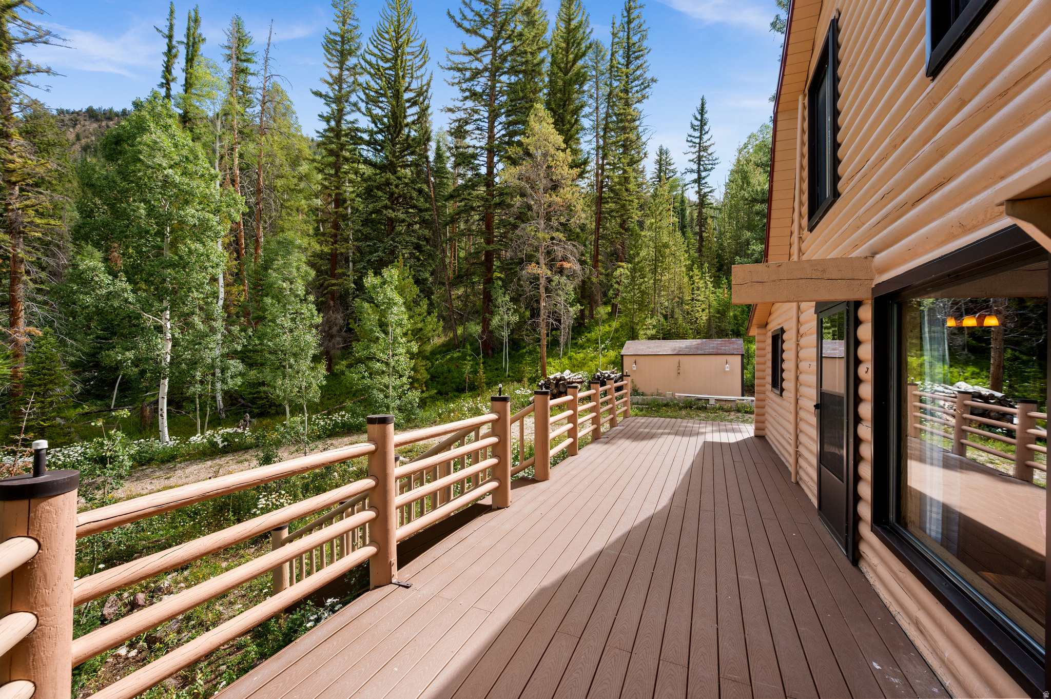 main property photo 32