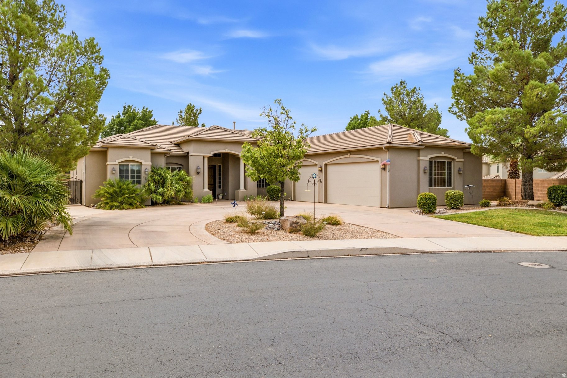 main property photo 51