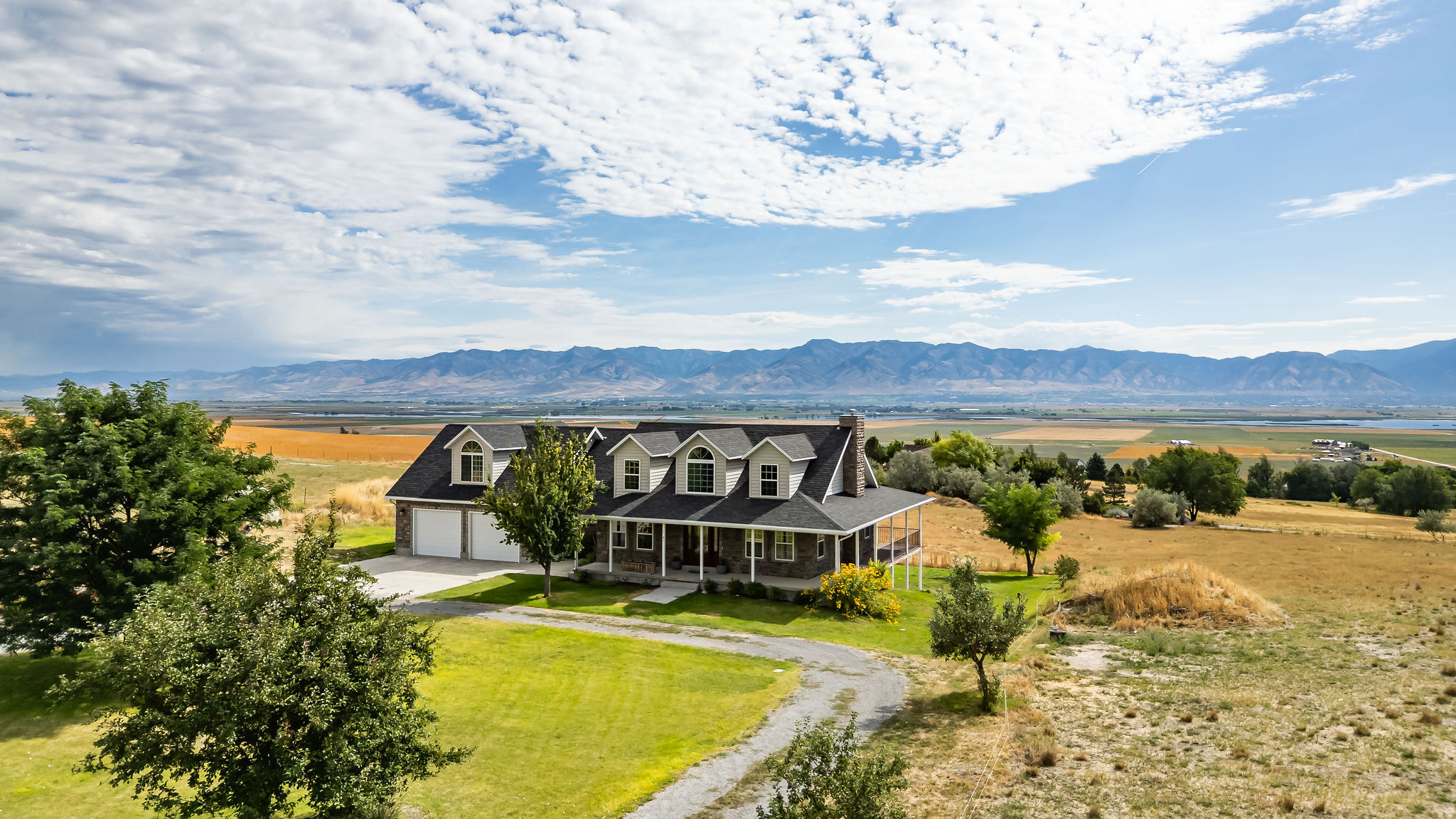 main property photo 45